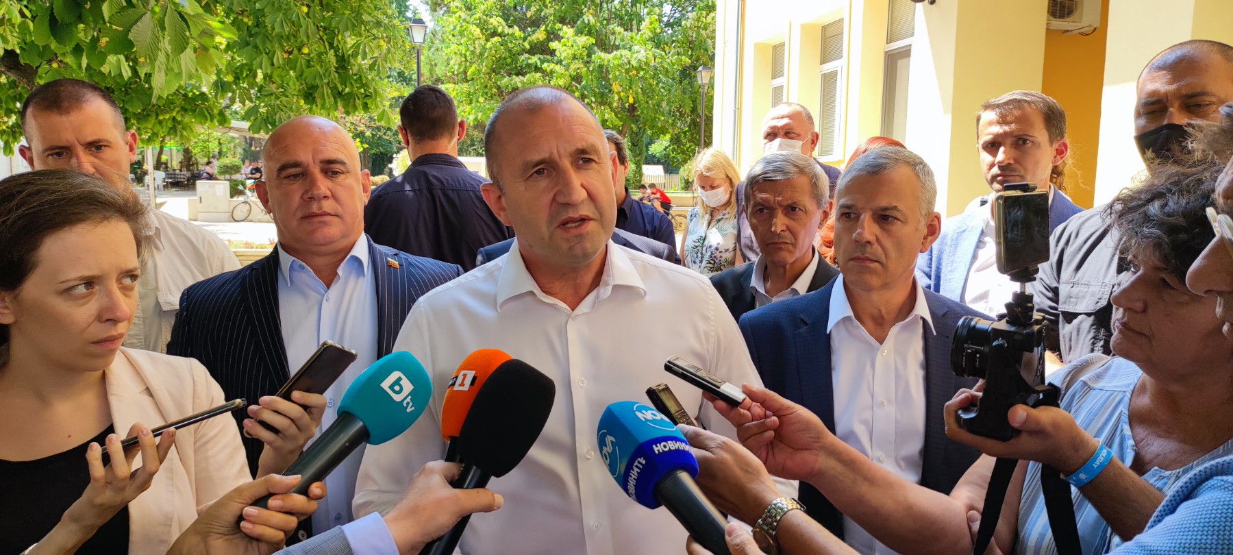 Румен Радев: Най-късно в петък трябва да връча третия мандат