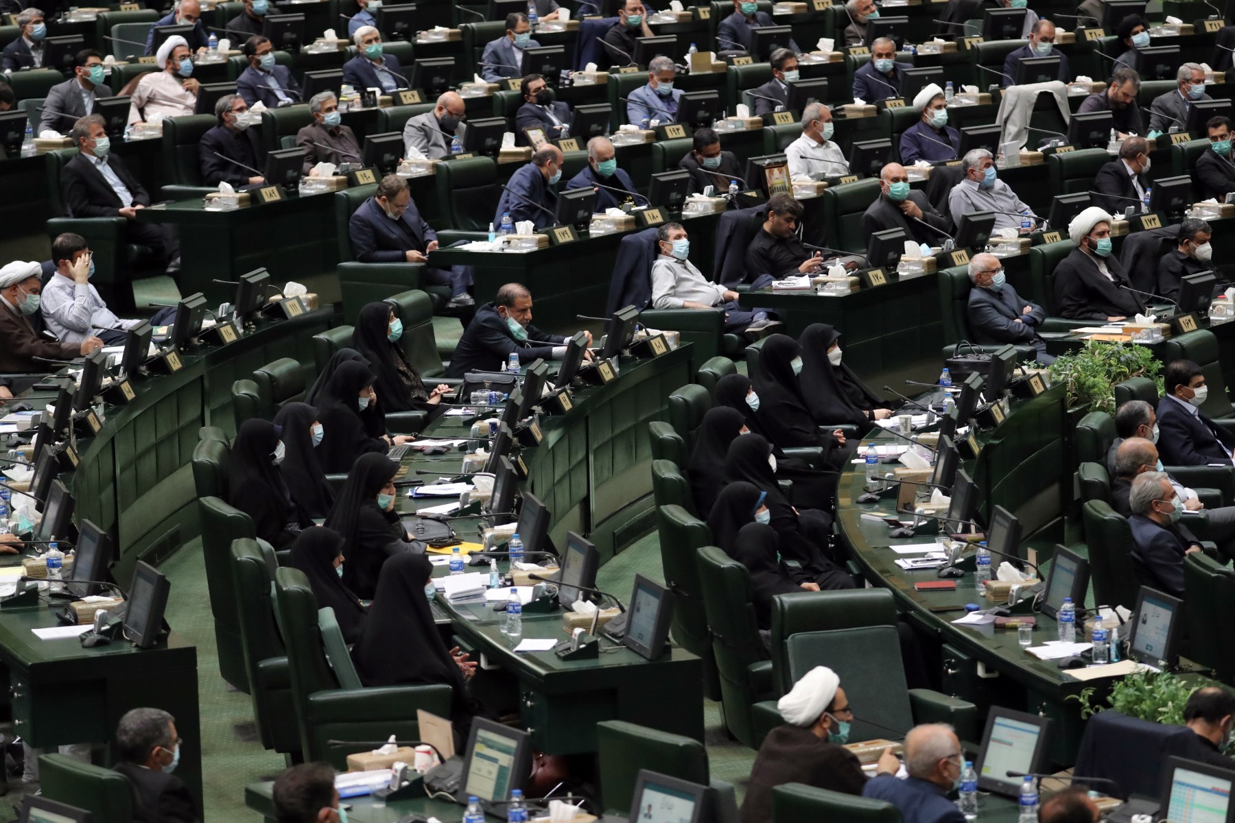 Politico: Отдавна трябваше да се преразгледа политиката на ЕС за Иран