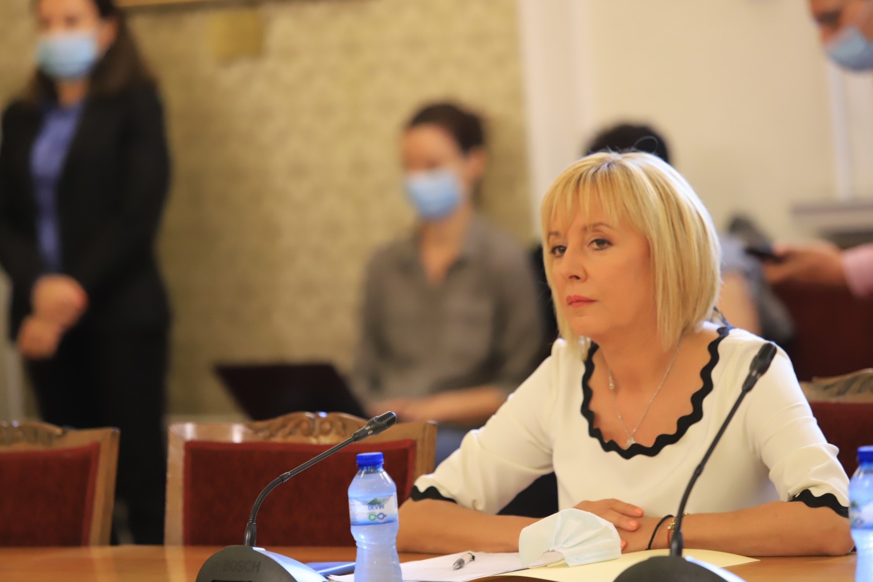 Манолова: Няма да подкрепим правителството на БСП