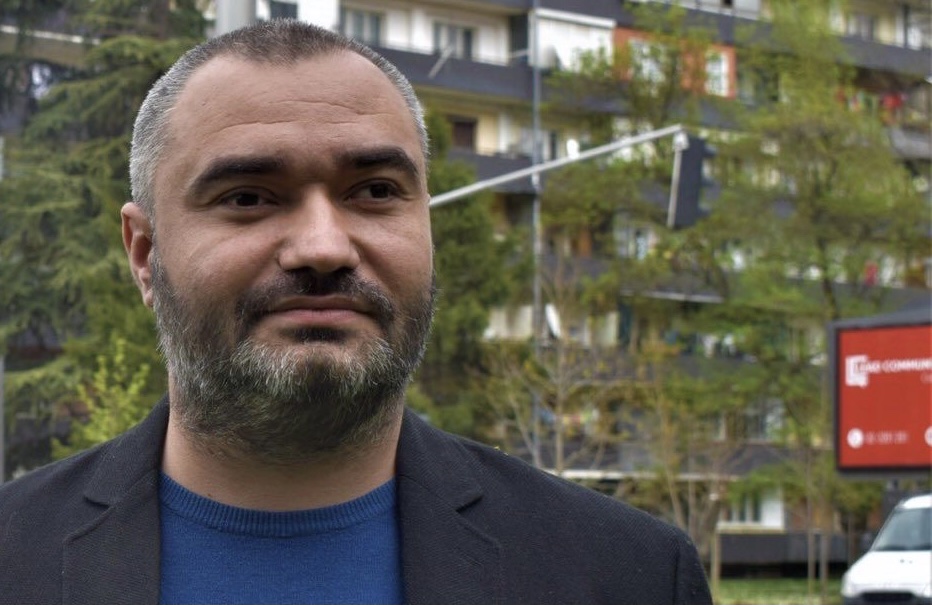 Атанас Величков: В РСМ рушим паметници, но драпаме към Европа