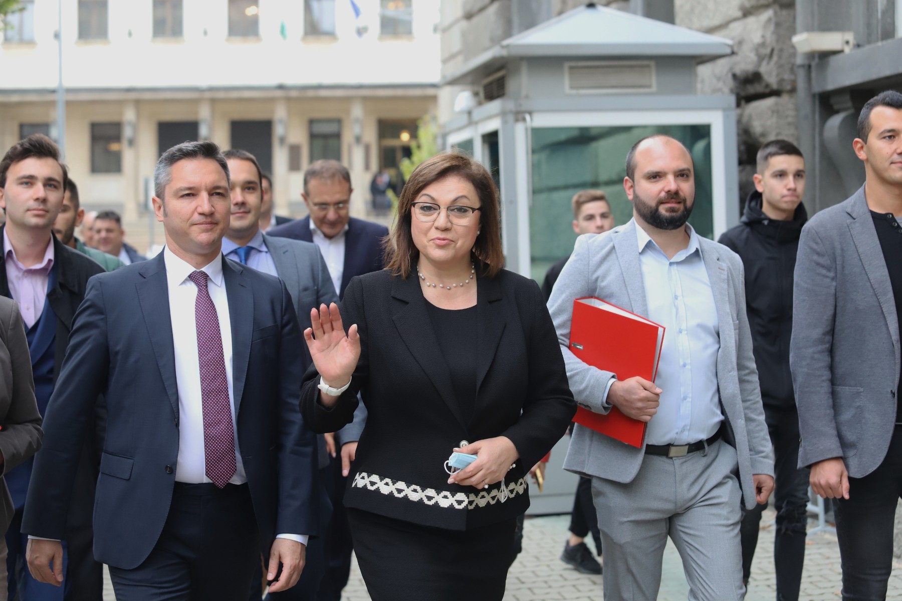 Нинова: Подкрепата ни за Радев-Йотова е окончателна