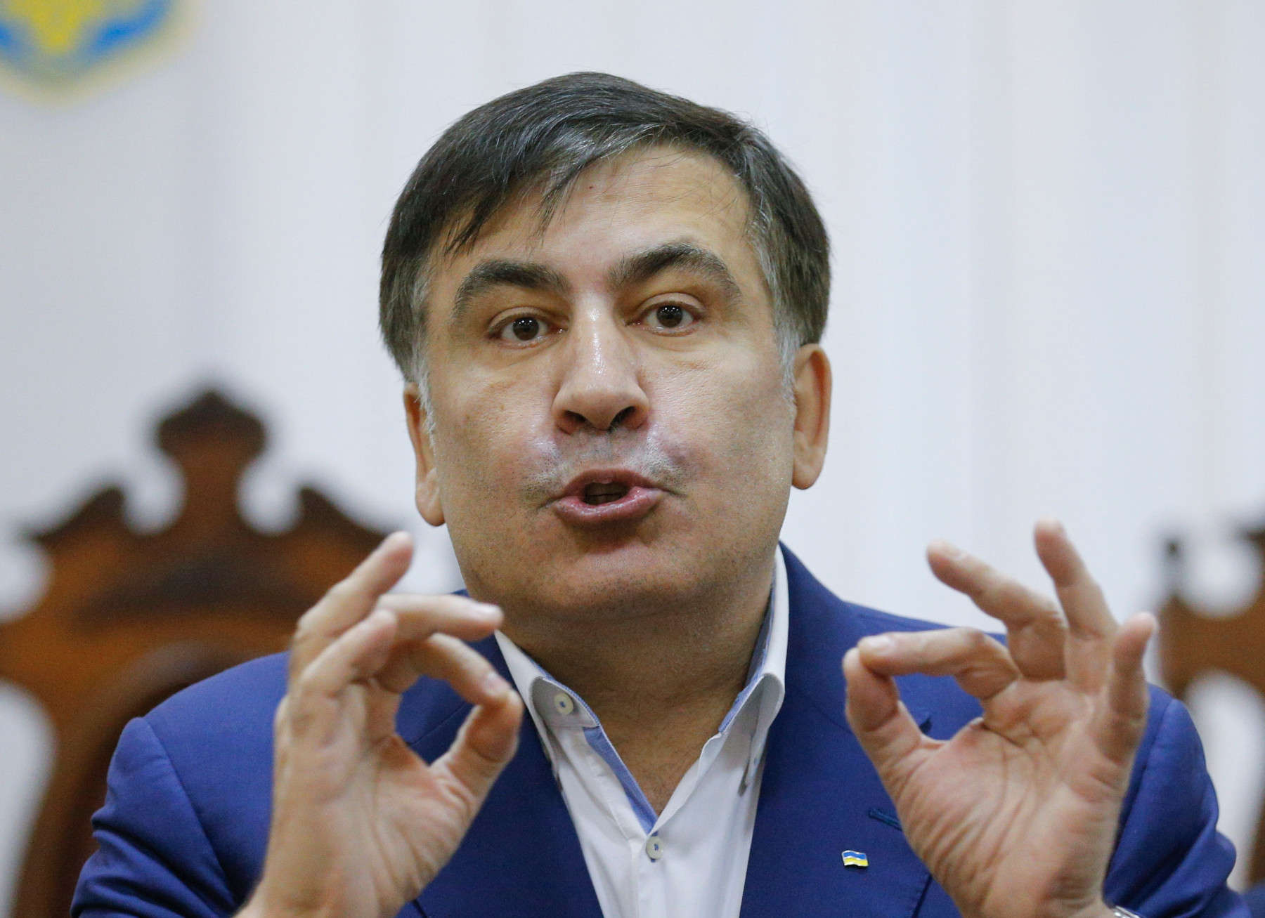 Бият Саакашвили в затвора