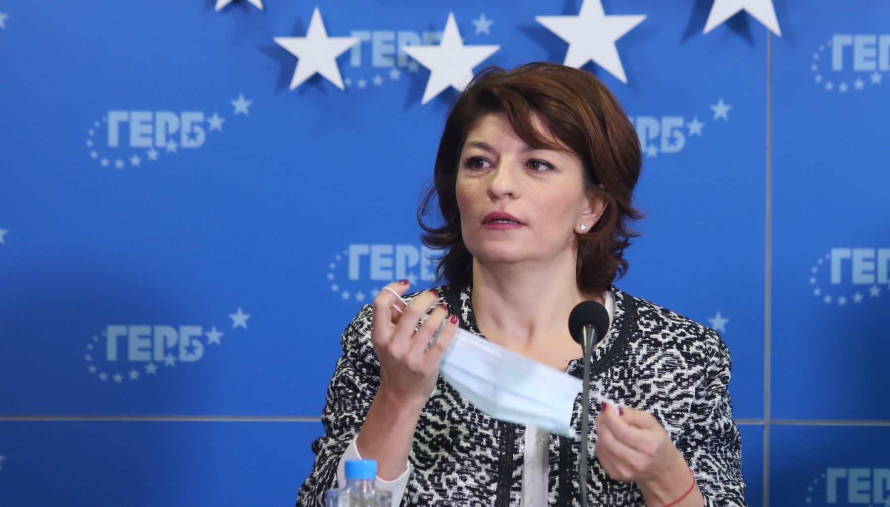 Десислава Атанасова: Промяна има, но тя не е за добро