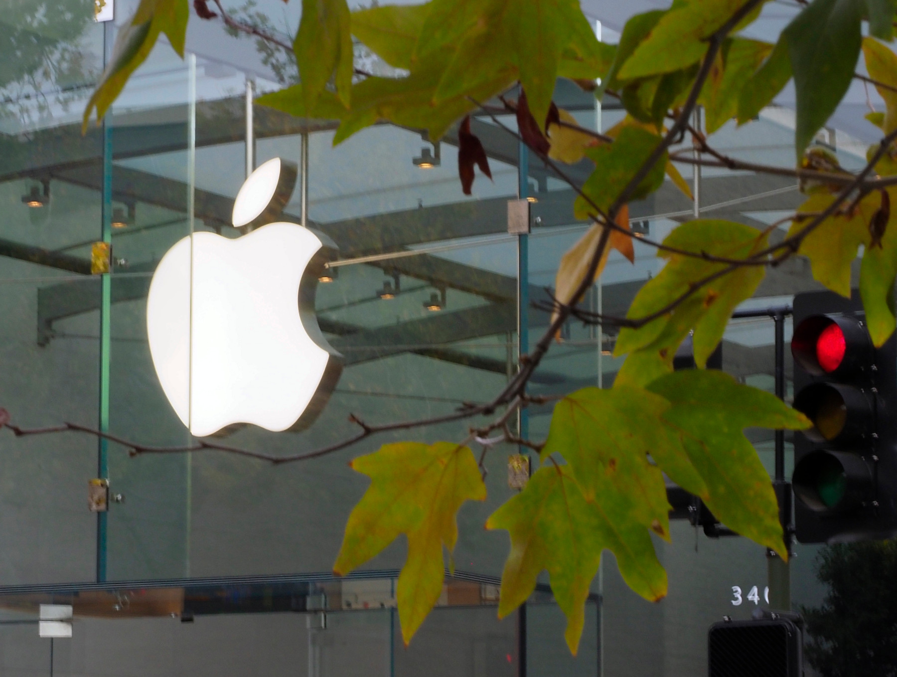 Продадоха оригинален компютър на Apple от 1976 г. за 600 000 долара