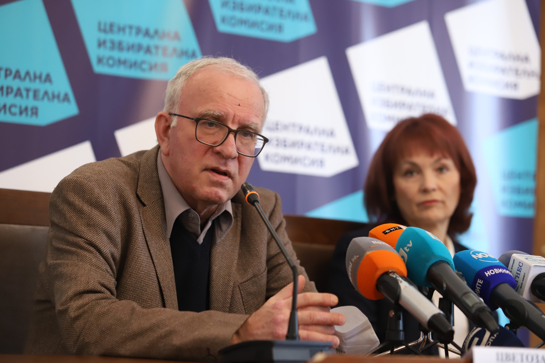 ЦИК: 702 наблюдатели са регистрирани за изборите