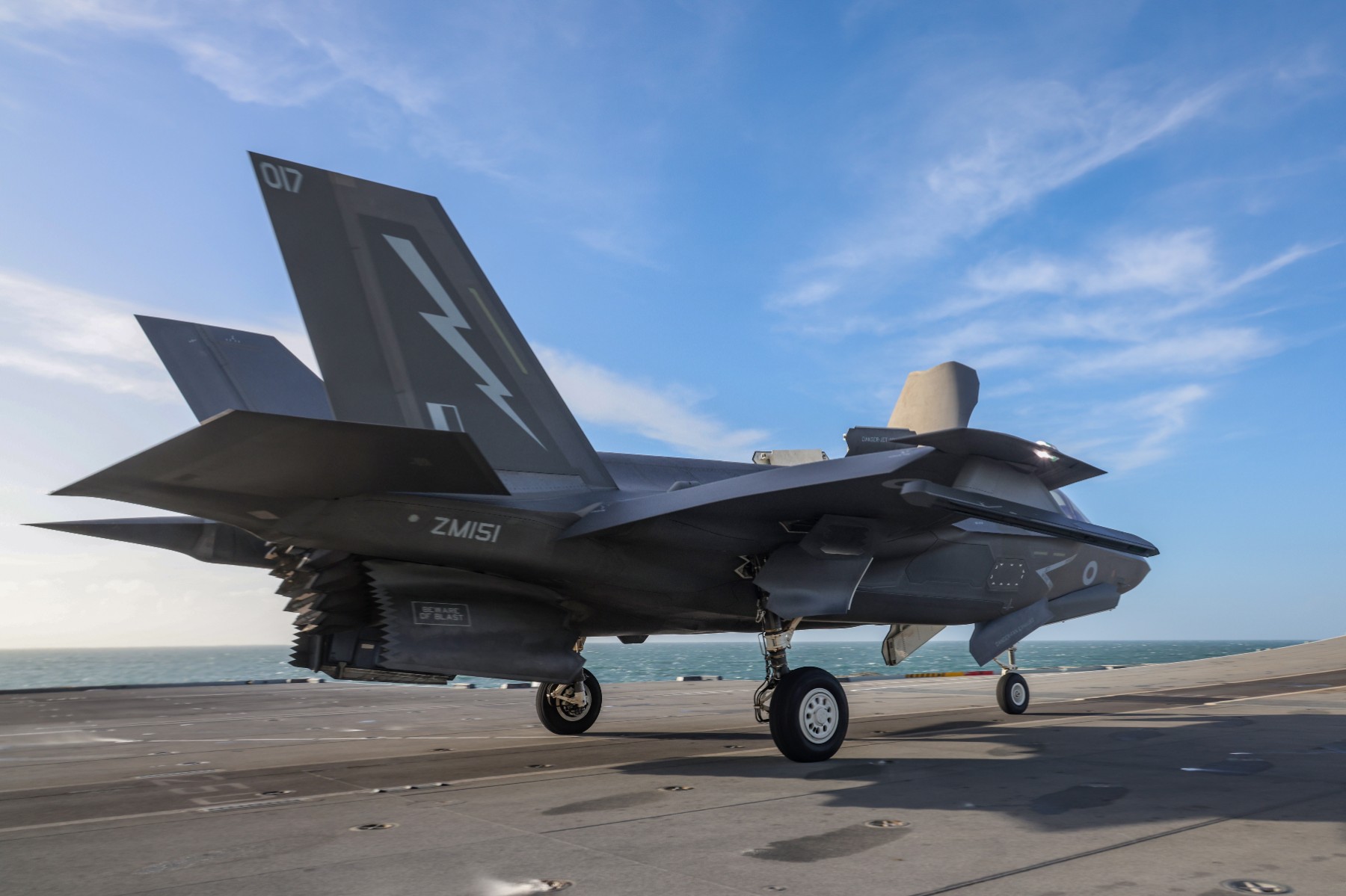 Нидерландия изпраща на България два изтребителя F-35 заради Украйна