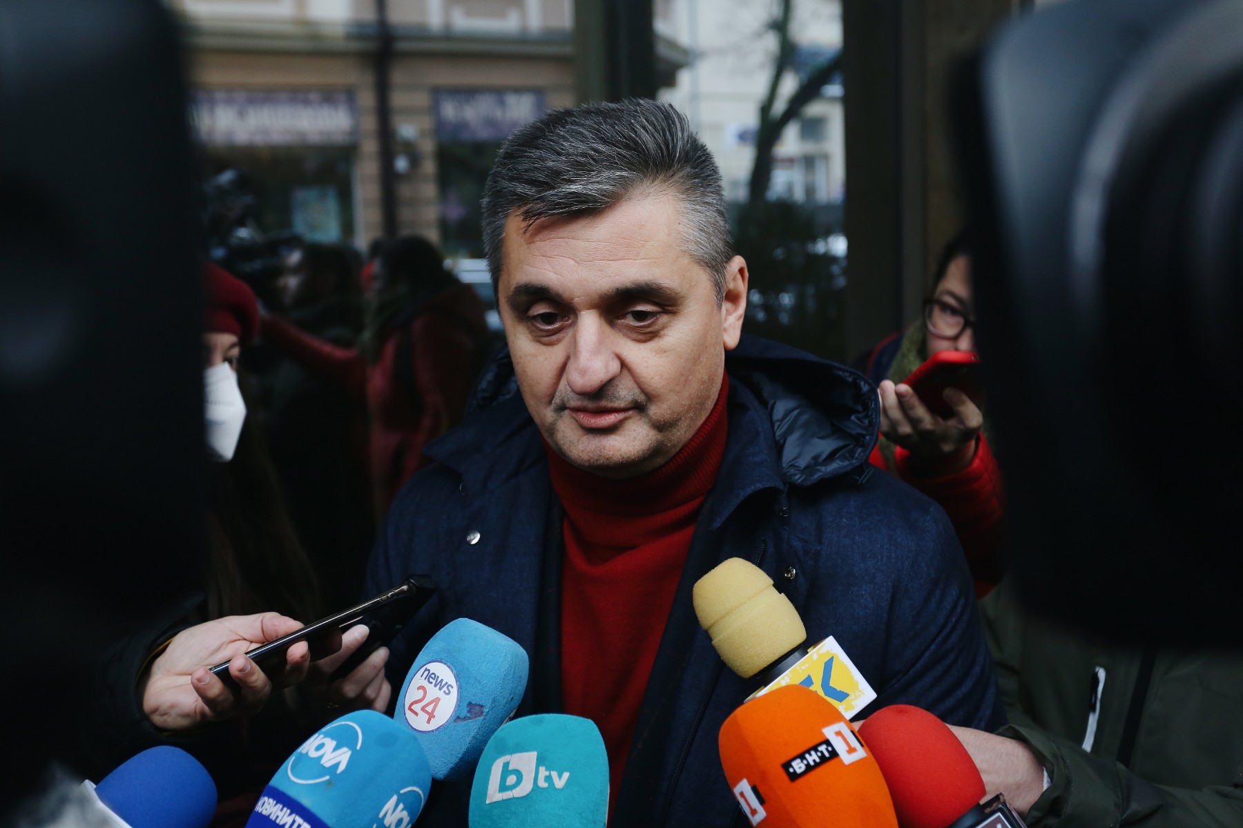 Националният съвет на БСП изключи Кирил Добрев от партията