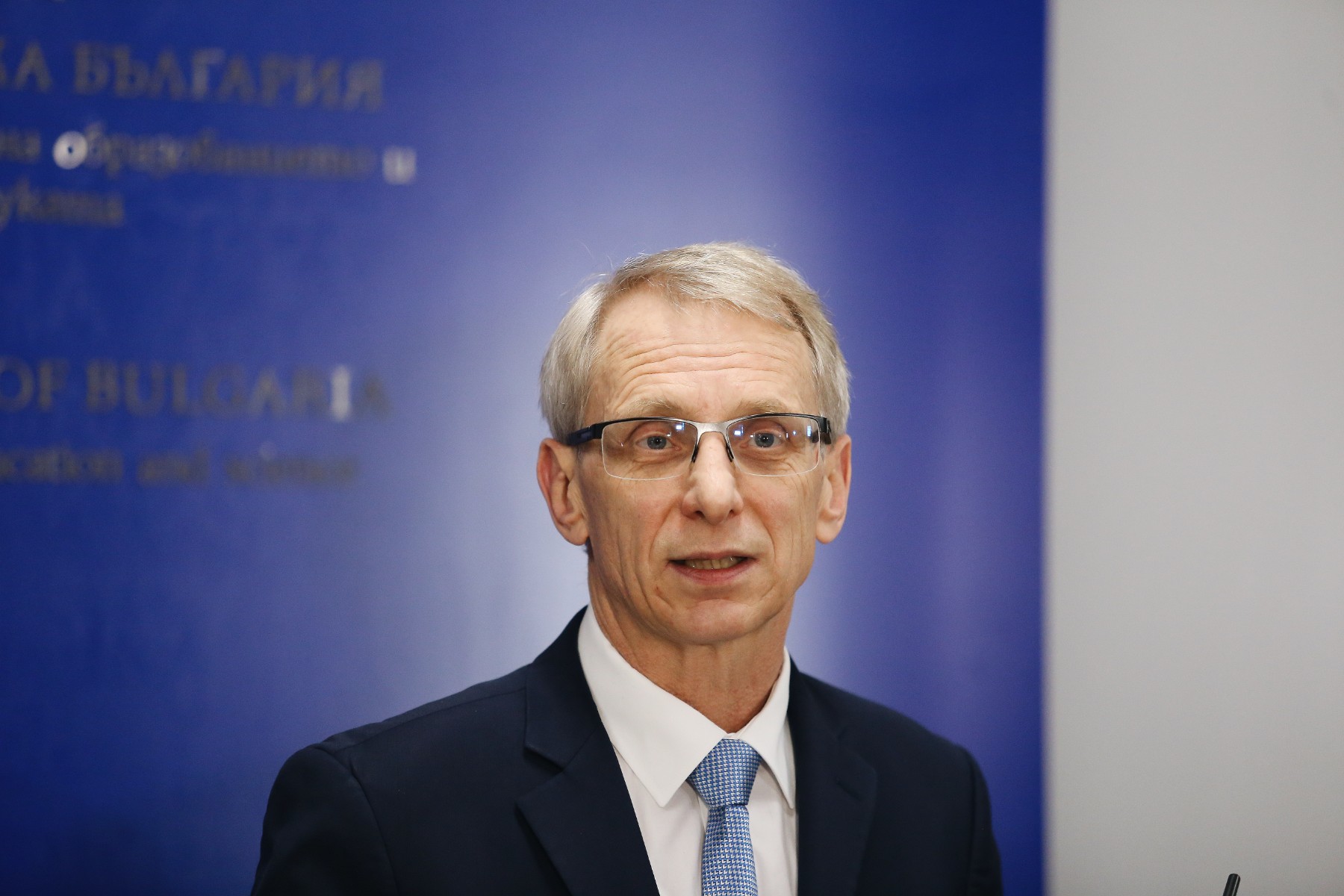 Денков: Учителите имат право да поставят условия. Подкрепям ги