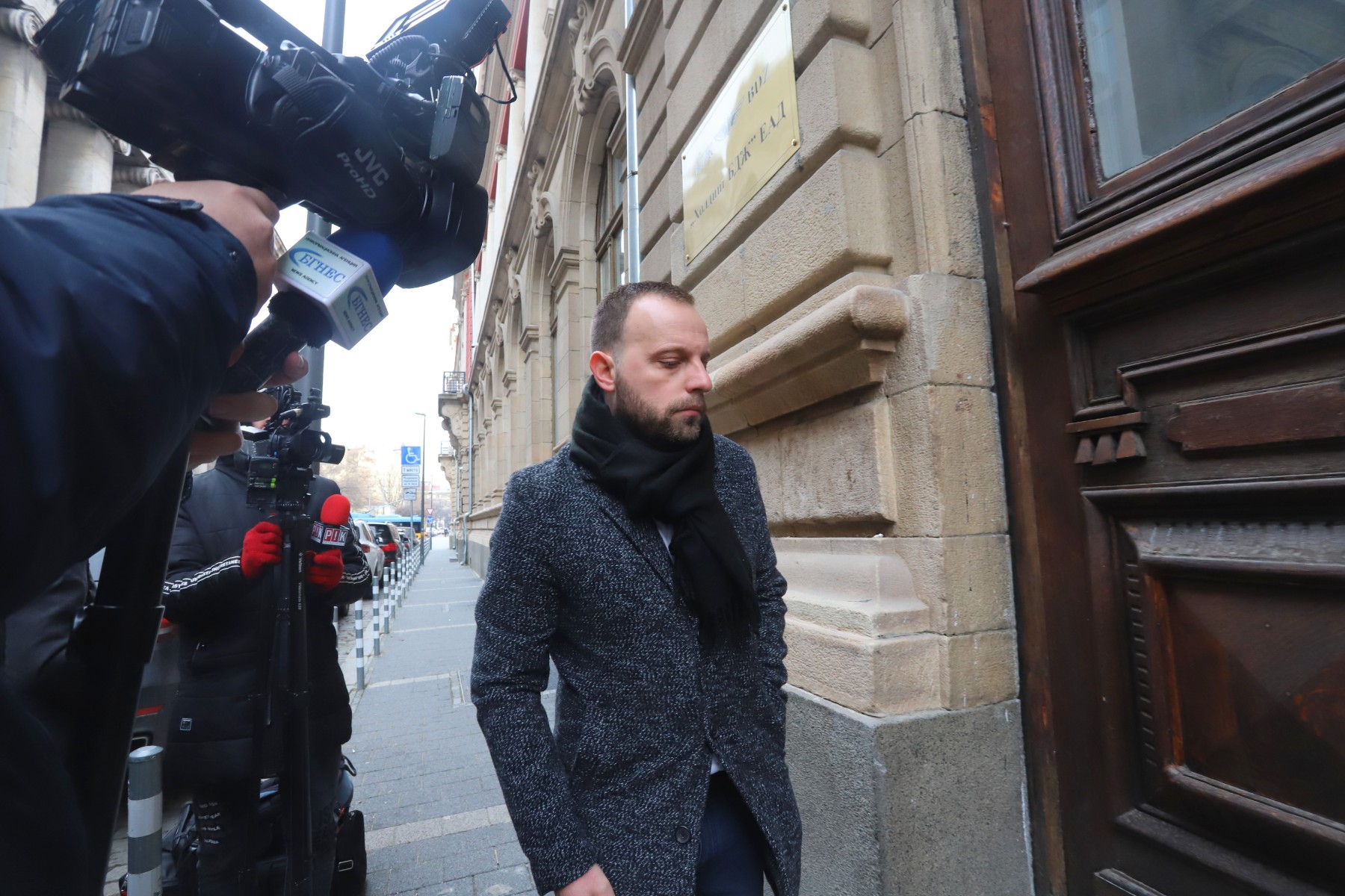 Прокуратурата влезе в БДЖ