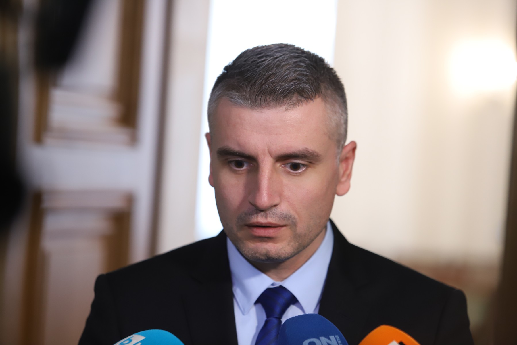 Рибарски: Не можем да се откажем от руските горива от днес за утре