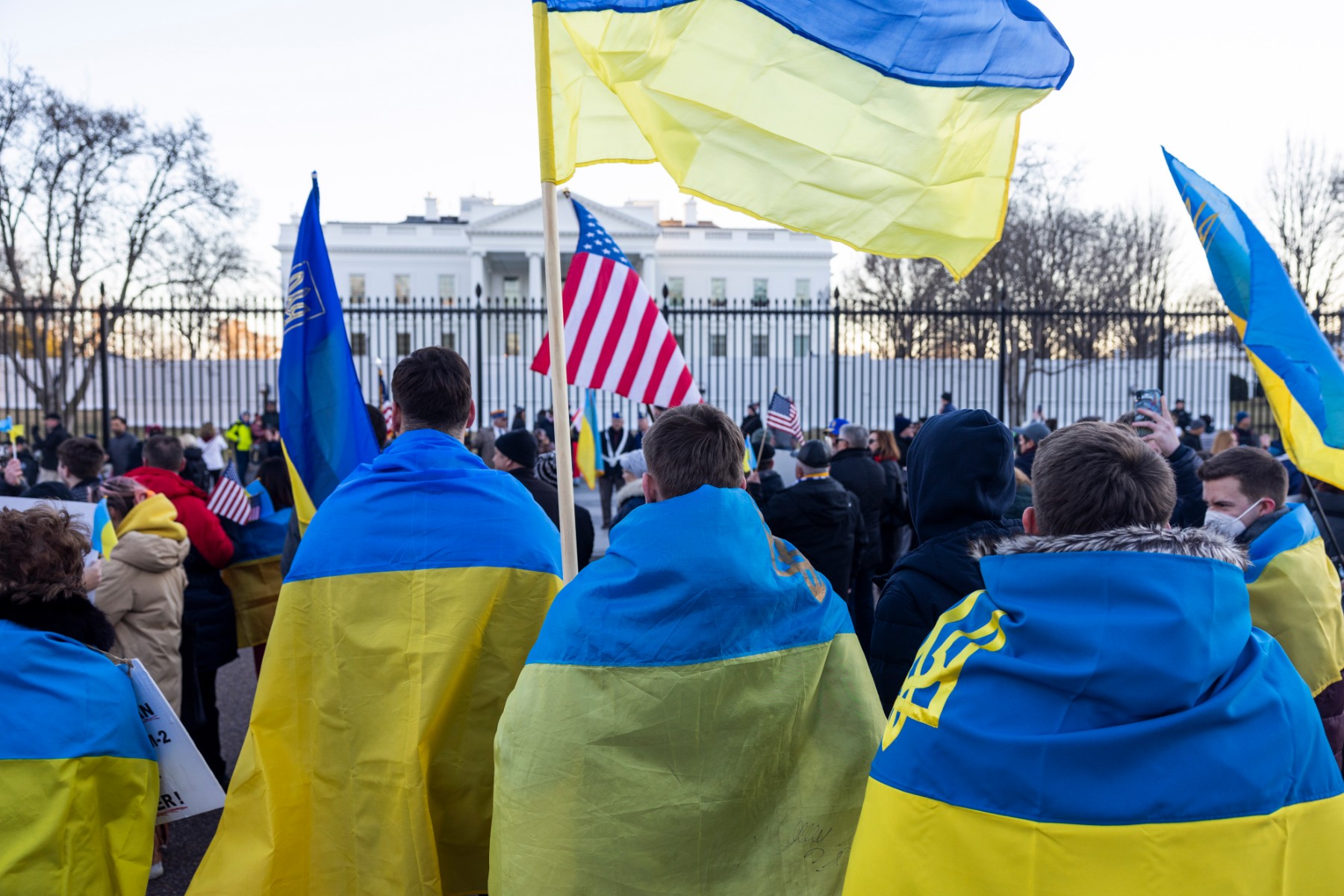 Помощта на САЩ за Украйна надхвърлят разходите за първите 5 години от войната в Афганистан