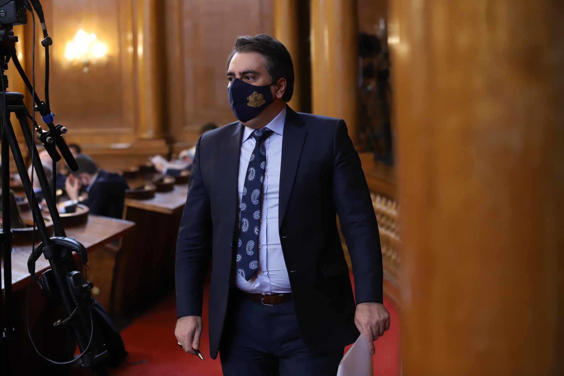 Василев: Не очакваме двуцифрена инфлация. След април ще започне успокояване