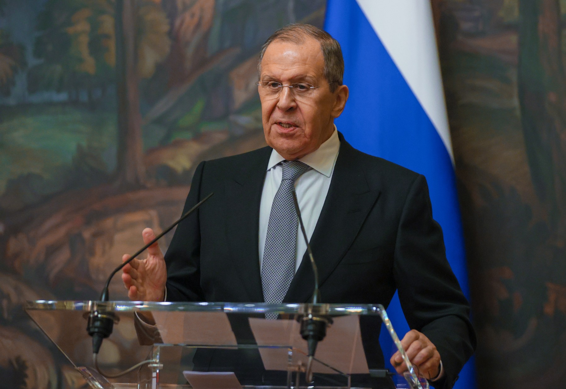 Лавров: Русия слага край на илюзиите за Запада, вече ще гледа на Изток