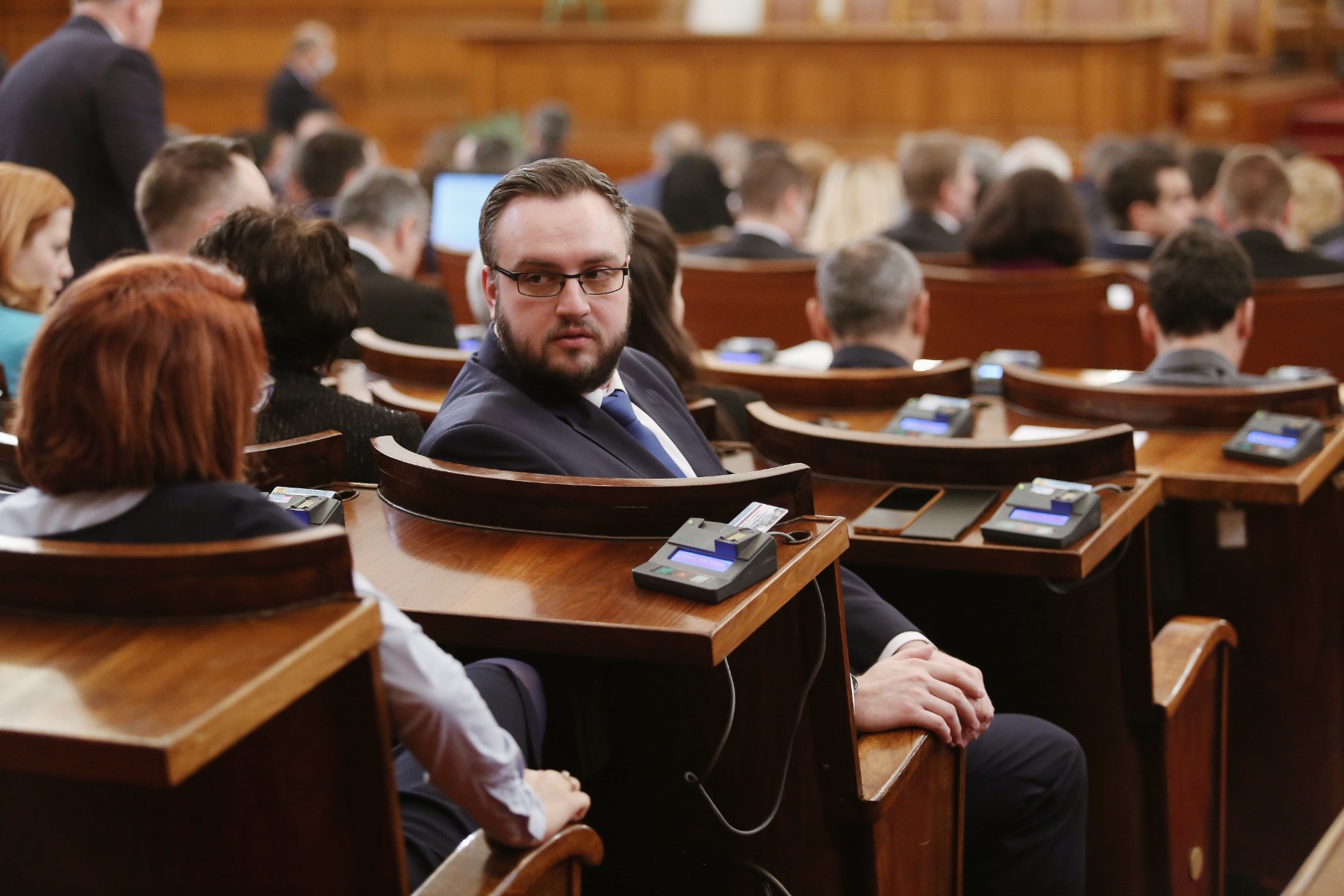 НС уреди на първо четене здравното осигуряване на бежанците