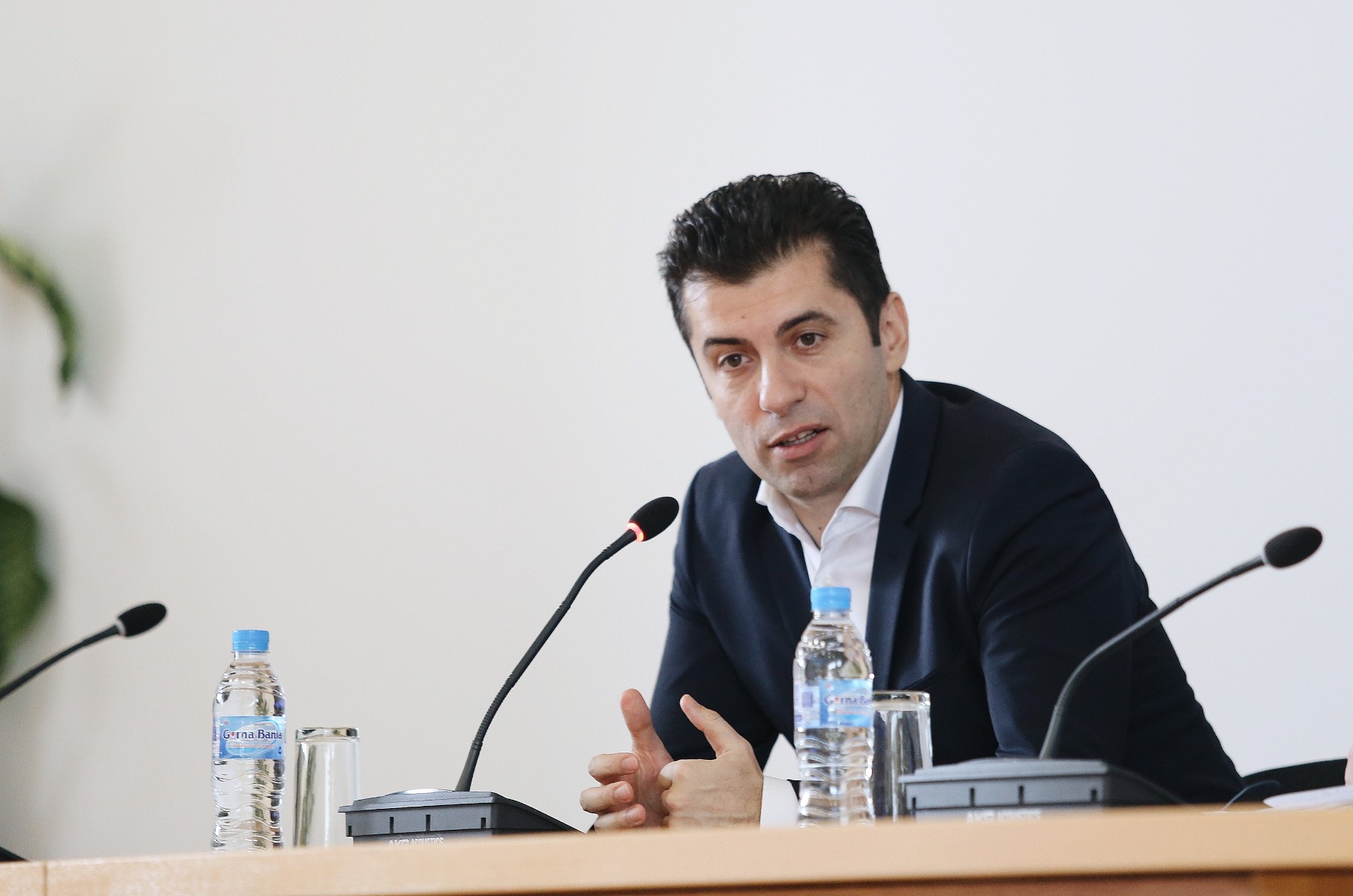 Петков: Андрей Гюров е по-добрата номинация за БНБ