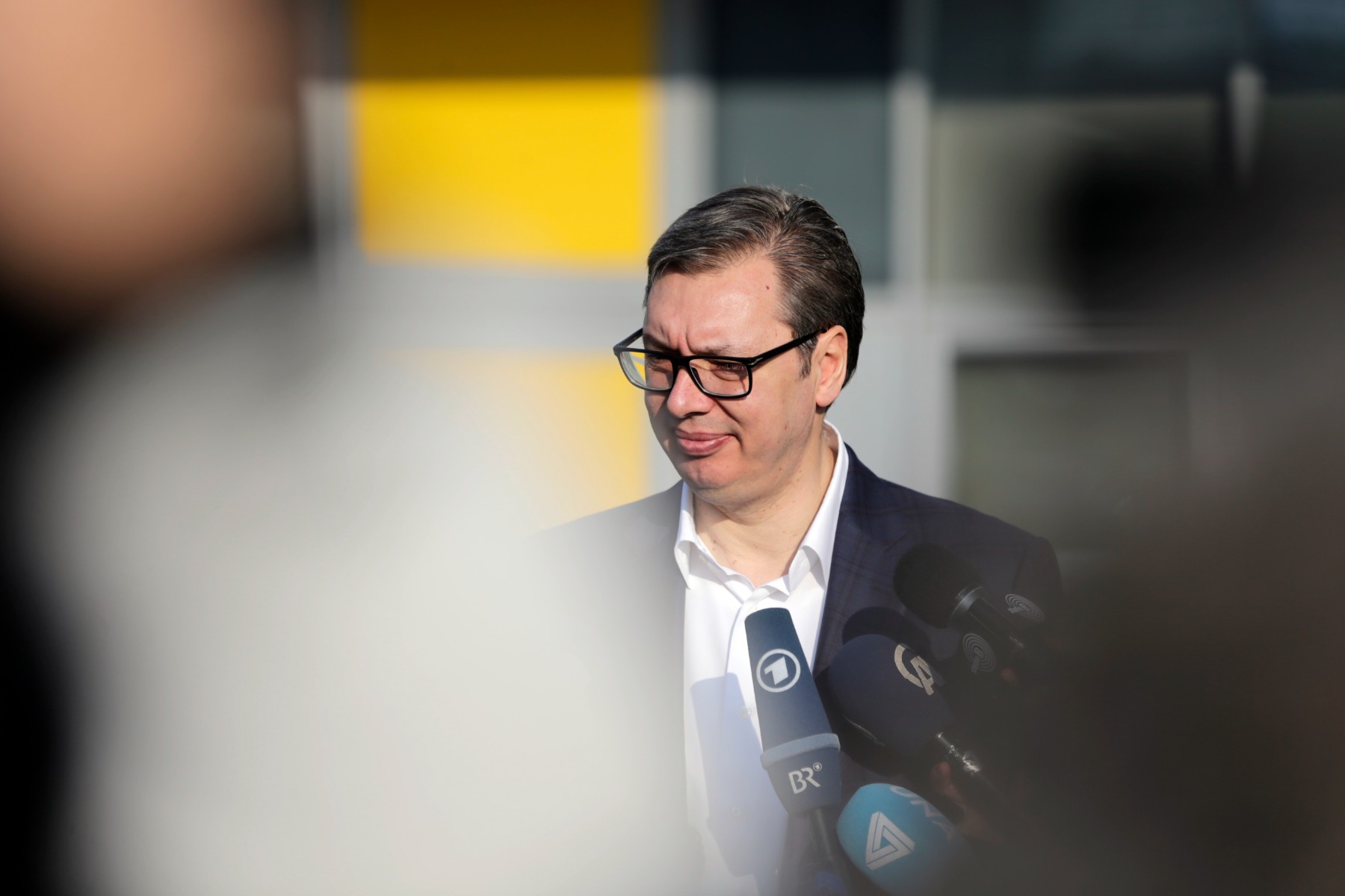Данас: Вучич чака пълна окупация на Донецк, за да състави правителство