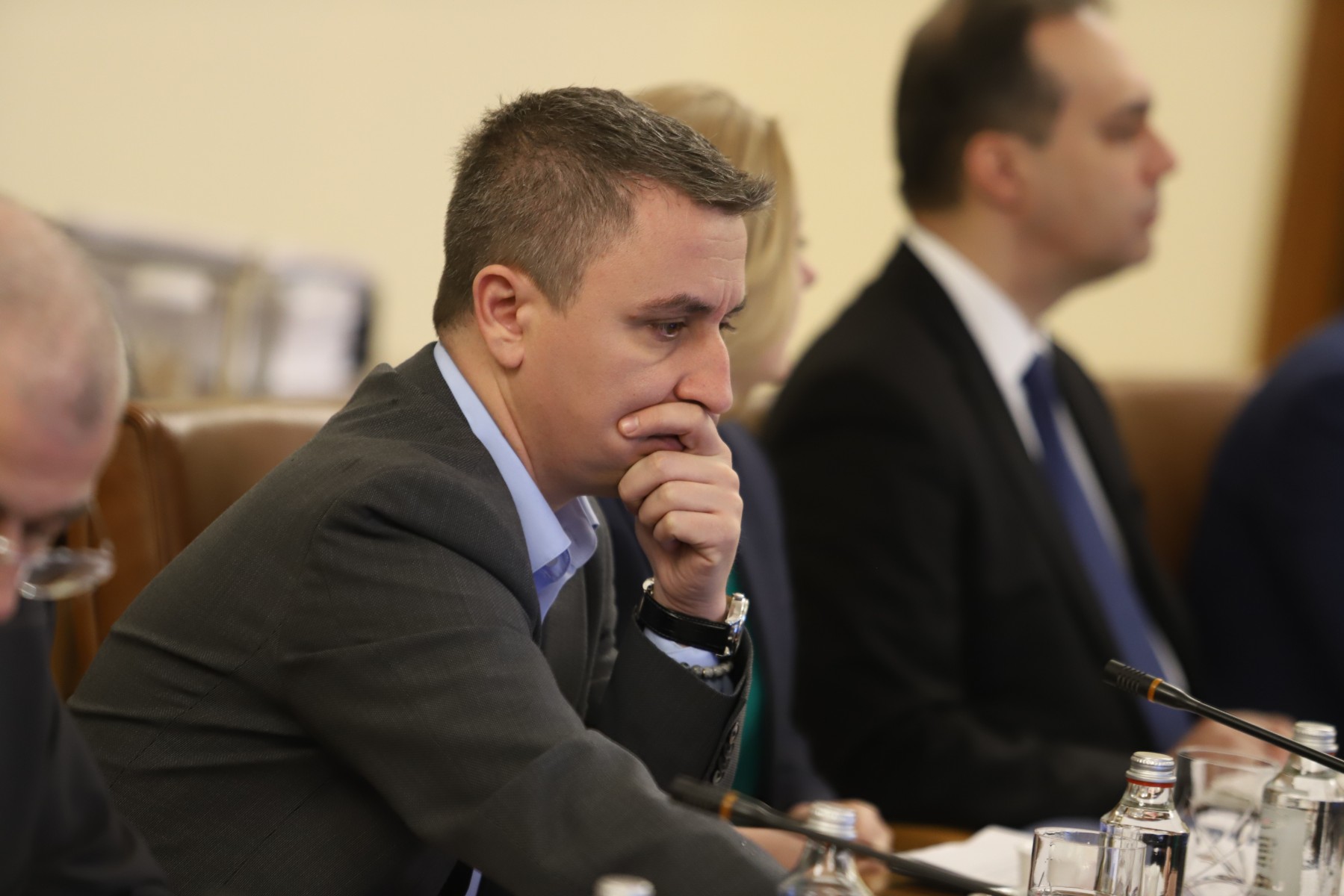 Николов ще направи изявление заради спирането на газа от Русия