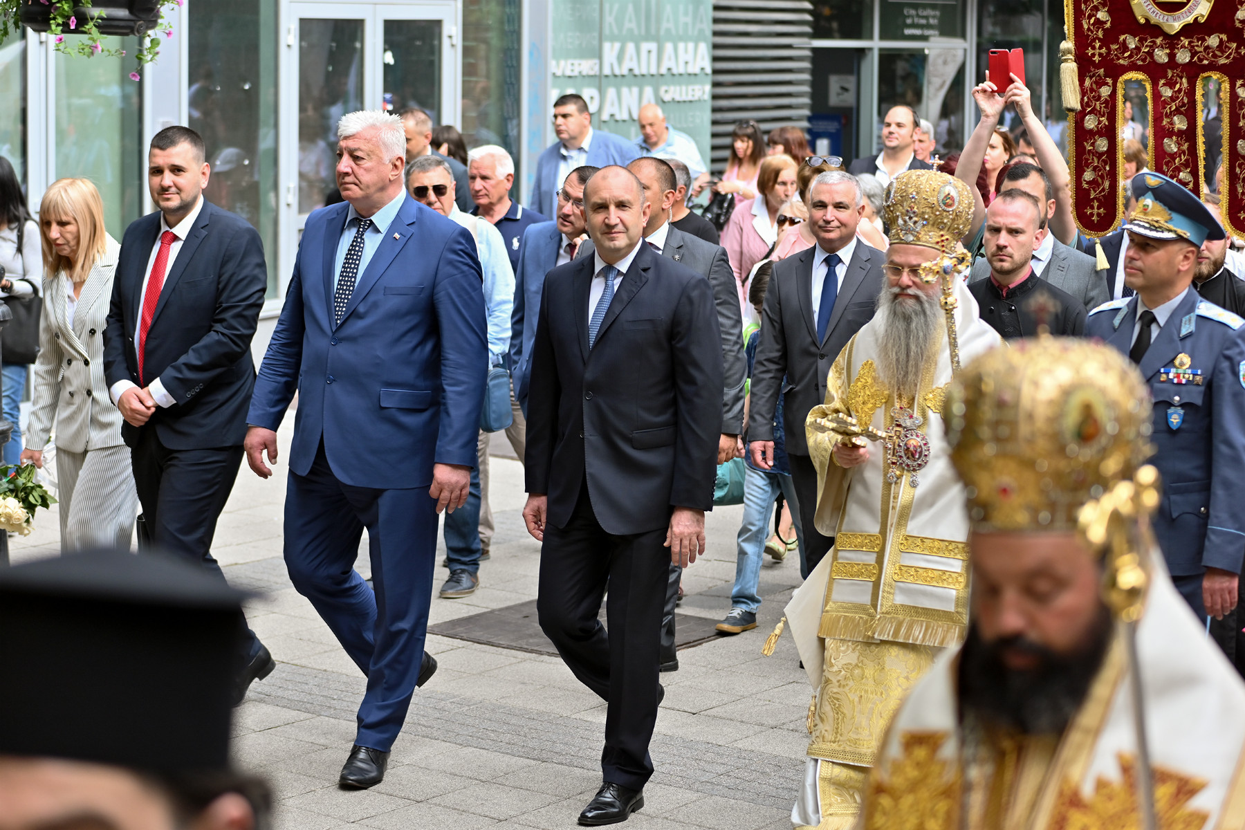 Radev: The Bulgarian language is an invisible homeland connecting Bulgarians around the world