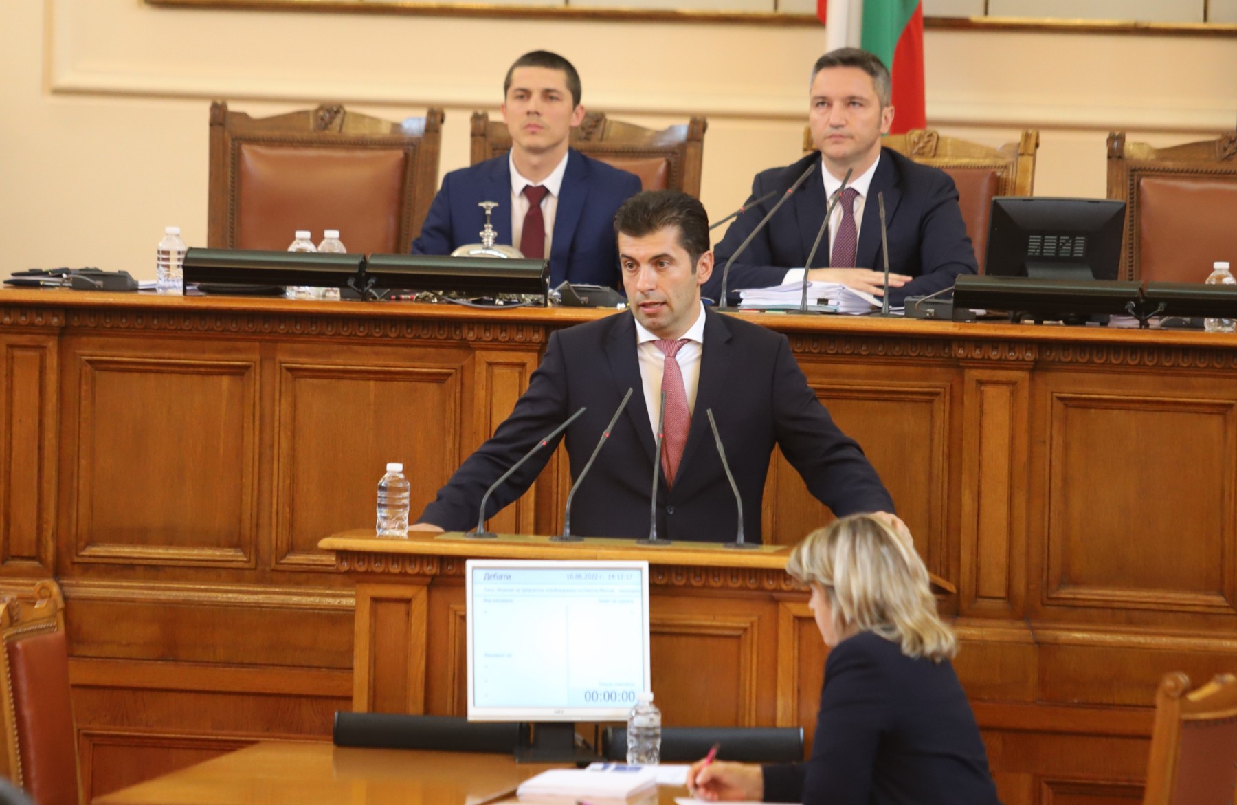 Кирил Петков: Завесите се вдигат и нас не ни е страх от избори
