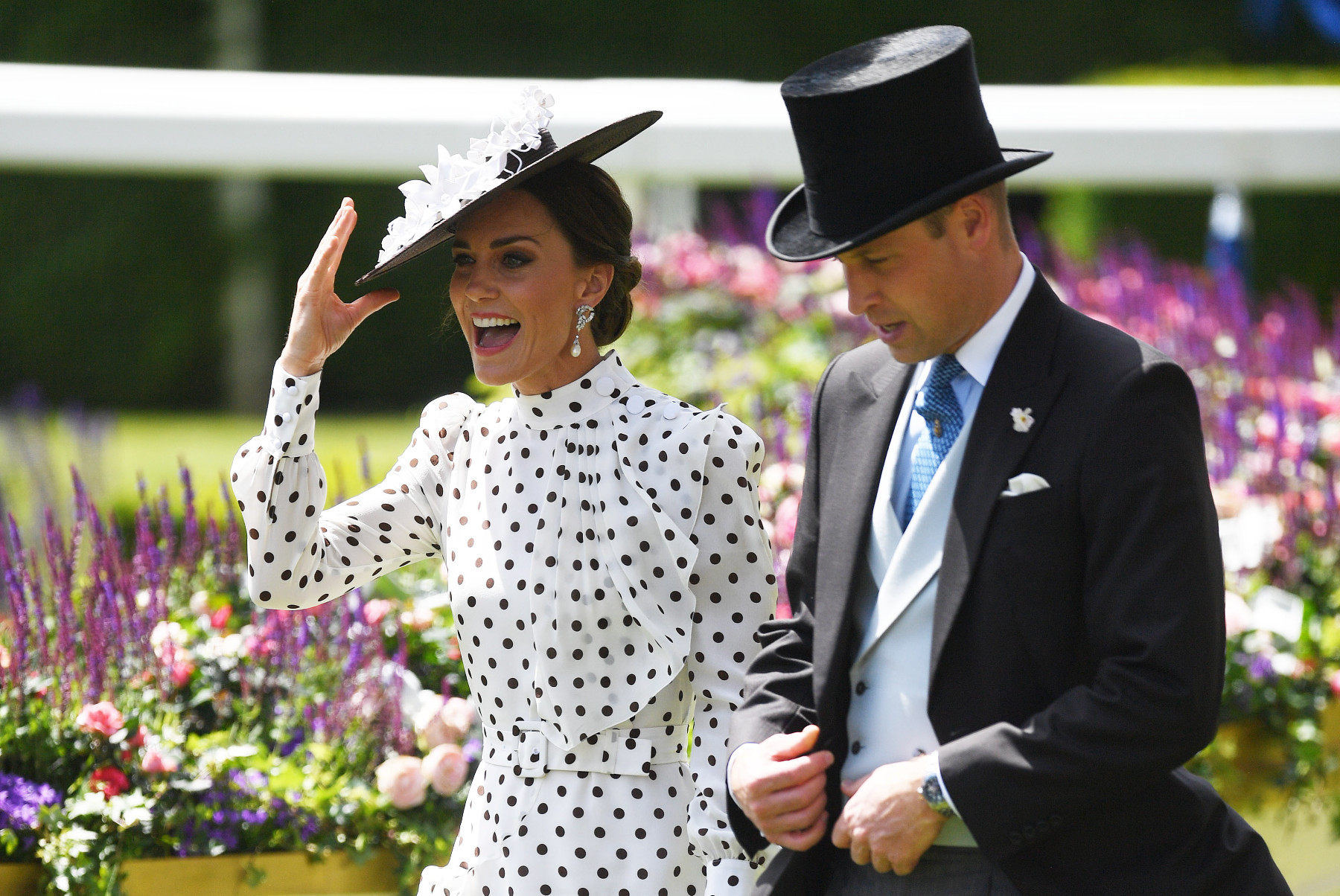 Кейт Мидълтън и принц Уилям посетиха конните състезания Royal Ascot