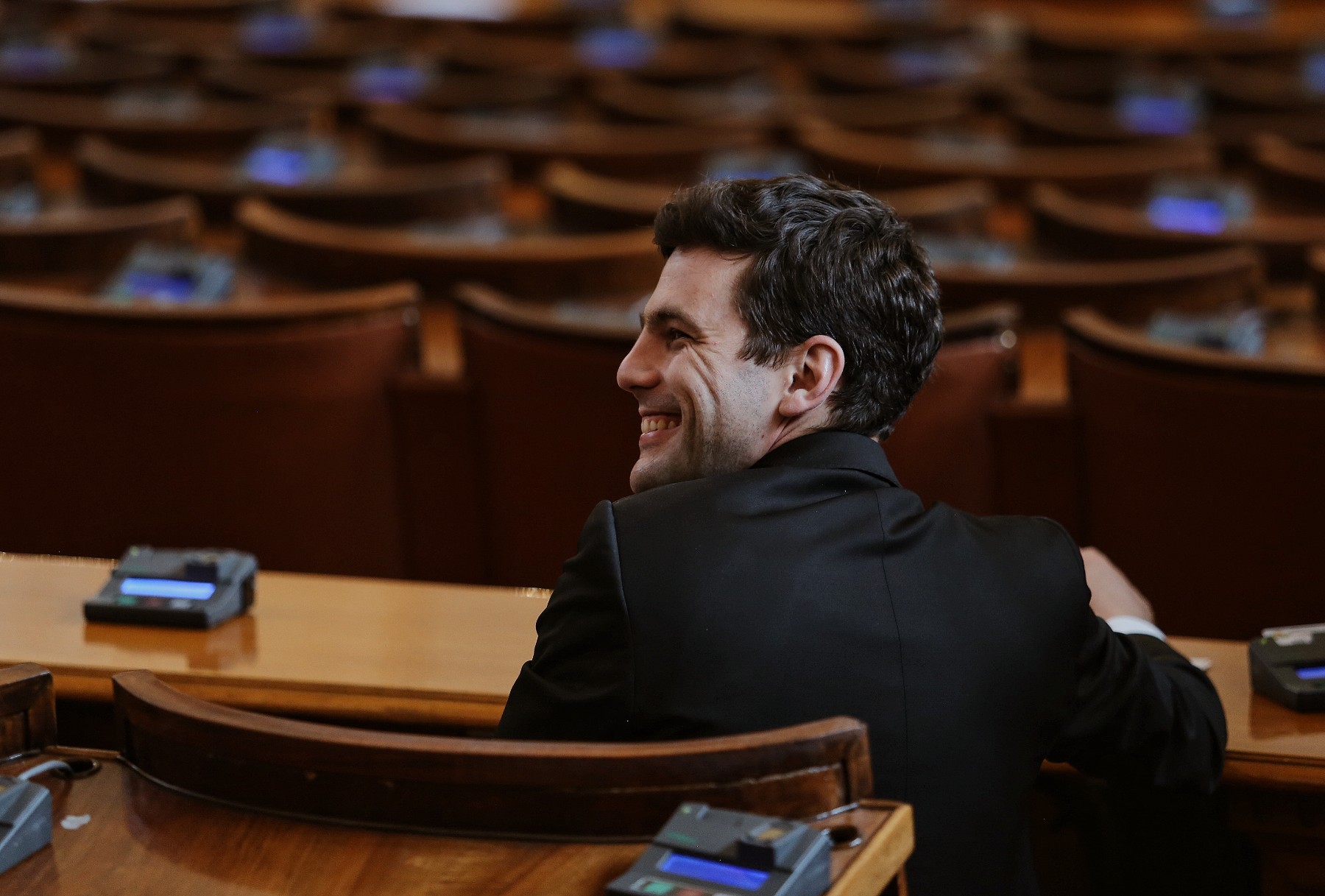 Избират нов председател на парламента