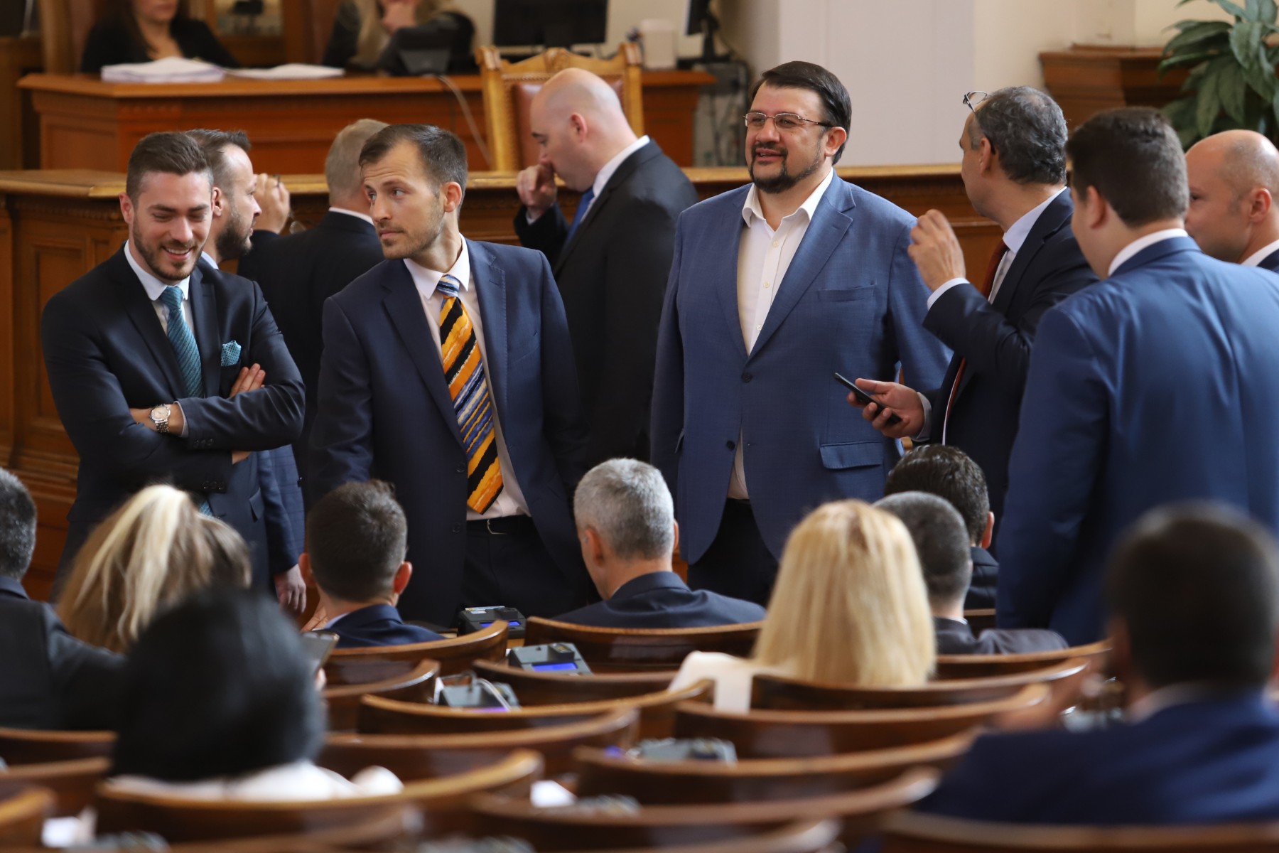Провал на заседанието в парламента след три неуспешни опита за кворум