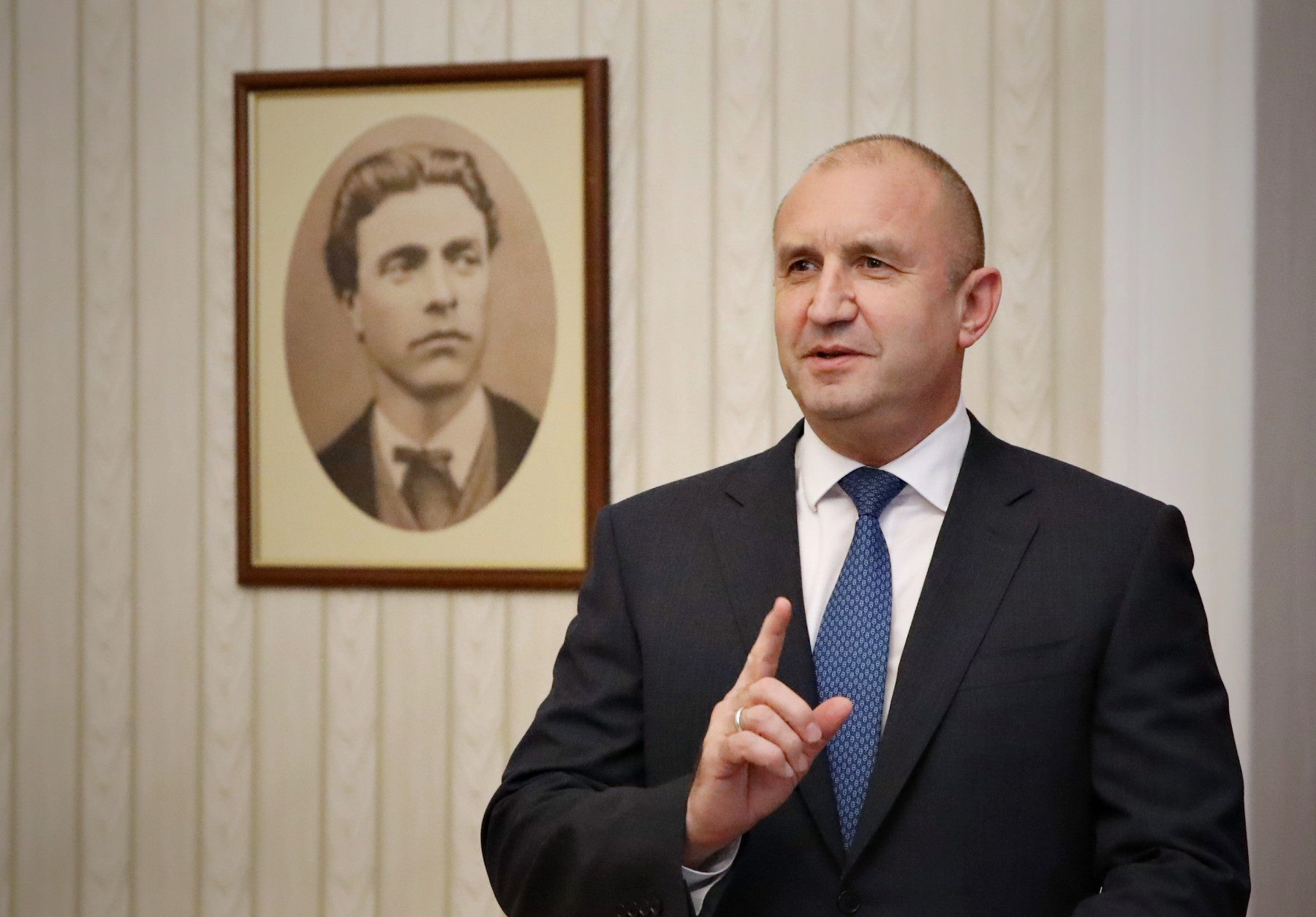 Радев: Само единни сме оцелявали и побеждавали