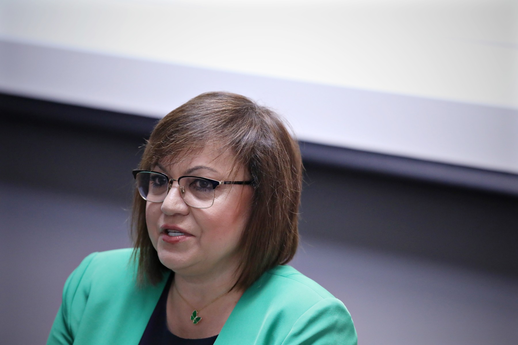 Нинова: Мандатът ще вземе Георги Свиленски