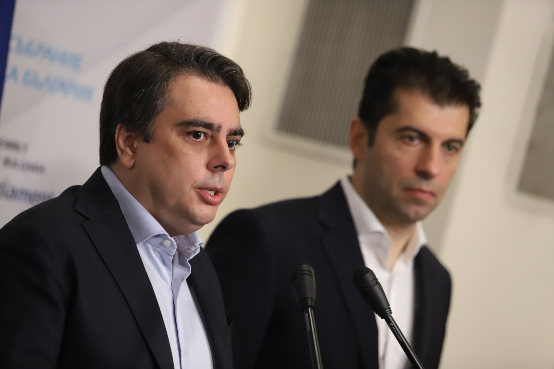 Асен Василев: Не сме обсъждали кой да е премиер
