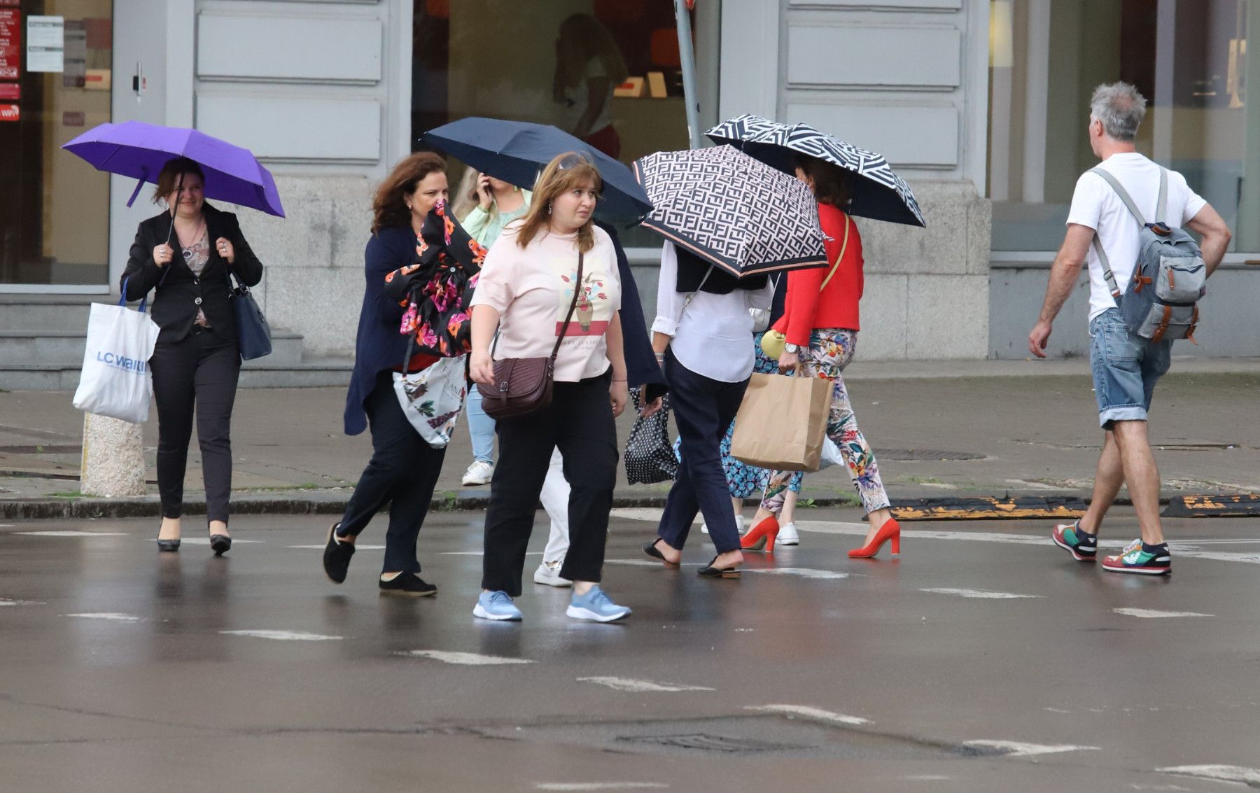 September begins with rain and thunder