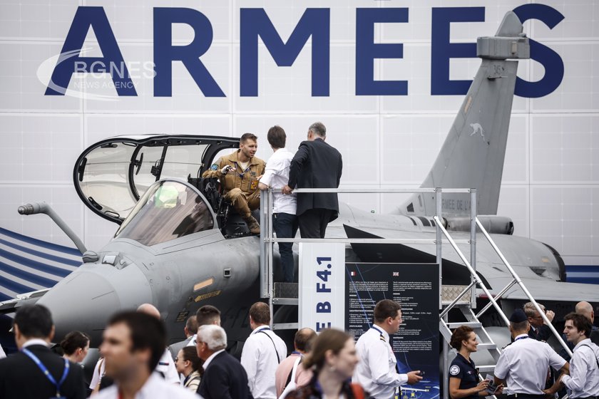 Саудитска Арабия поиска да закупи 54 изтребители Rafale от Франция