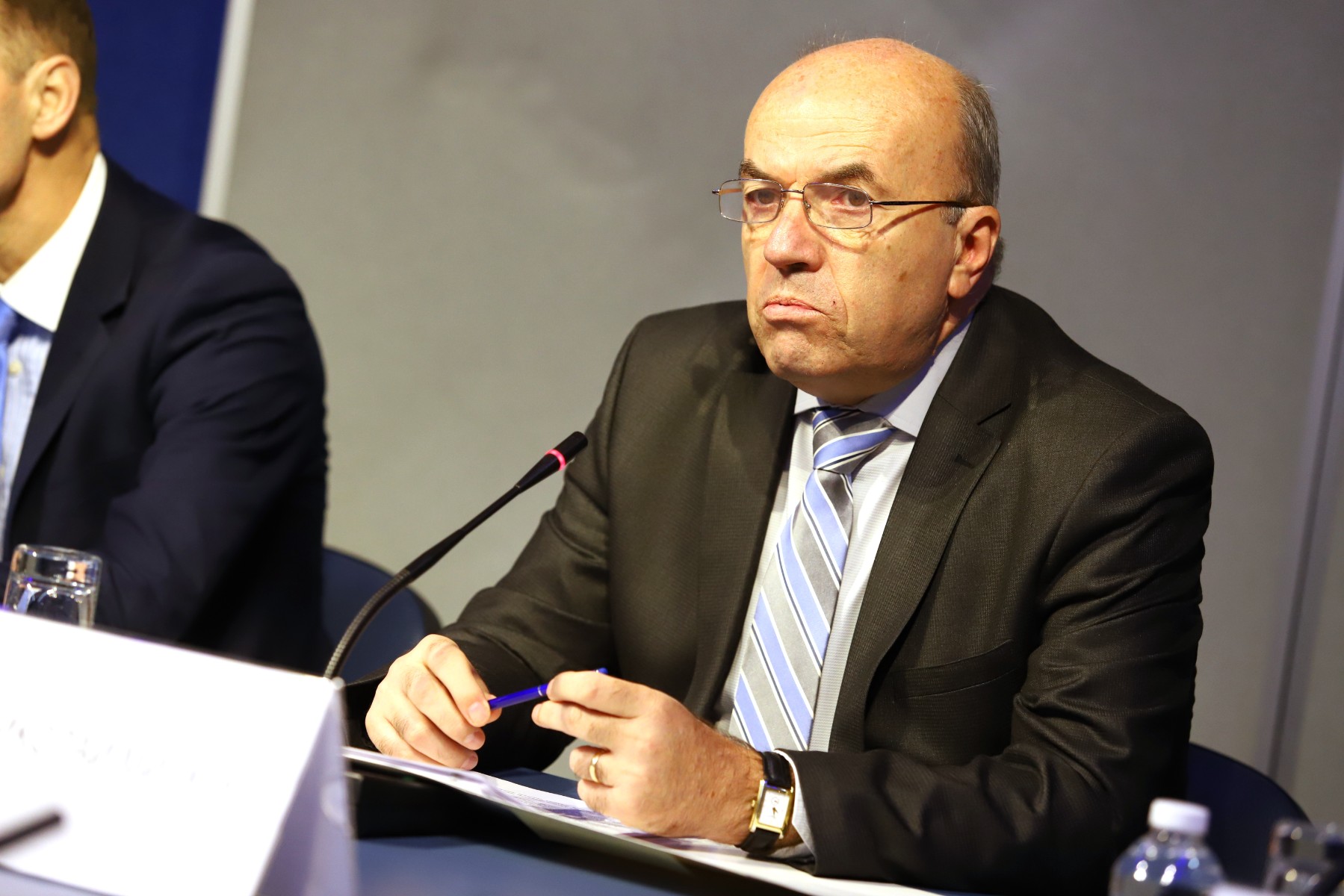 МВнР: Мачът РСМ - България, както и присъдата на Алабаковски, разкриват структурен проблем с правата на българите в РСМ