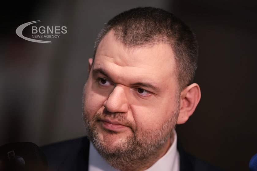 Пеевски: Радев се опитва да обърка посоката на държавата, но с промените в Конституцията този срамен епизод от историята приключва