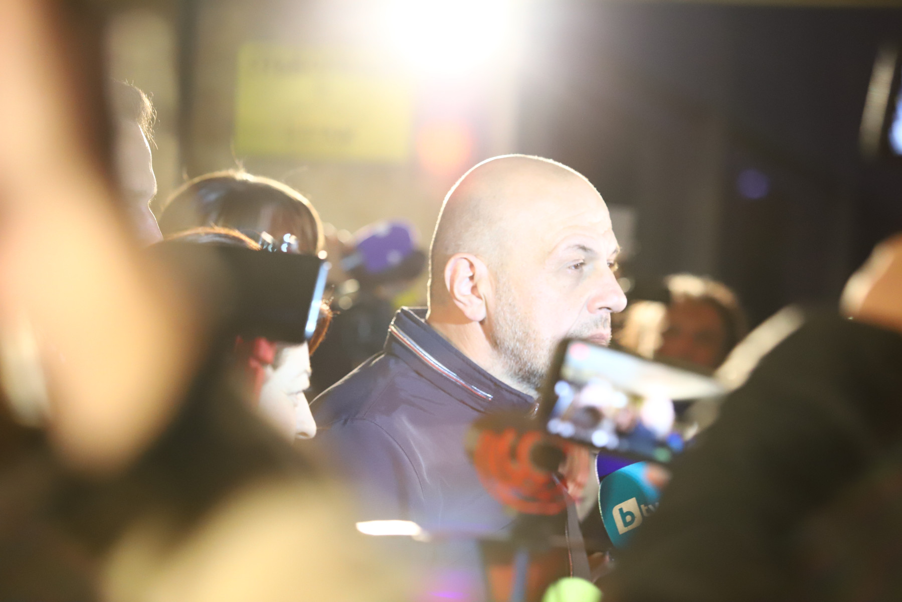 Дончев: Политиците трябва да мислят преди да говорят