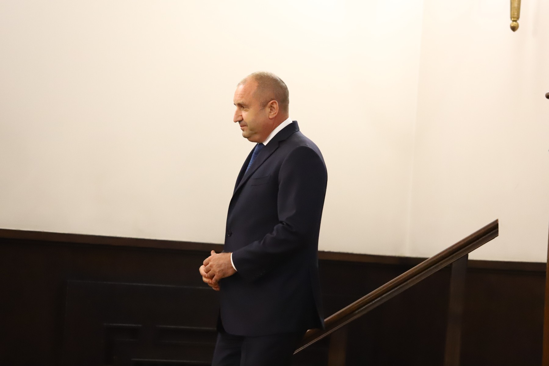 Радев призова депутатите да изпълнят дълга си и да не допускат пълен блокаж на държавата