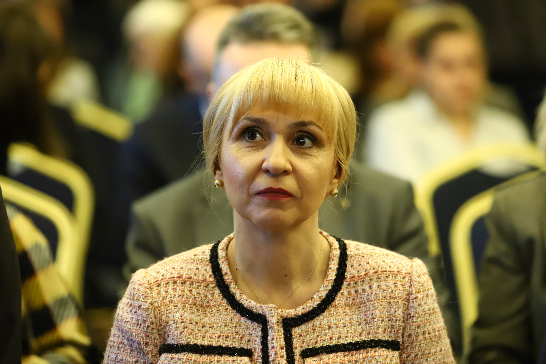 Омбудсманът: Всяко четвърто дете е вайбър дете