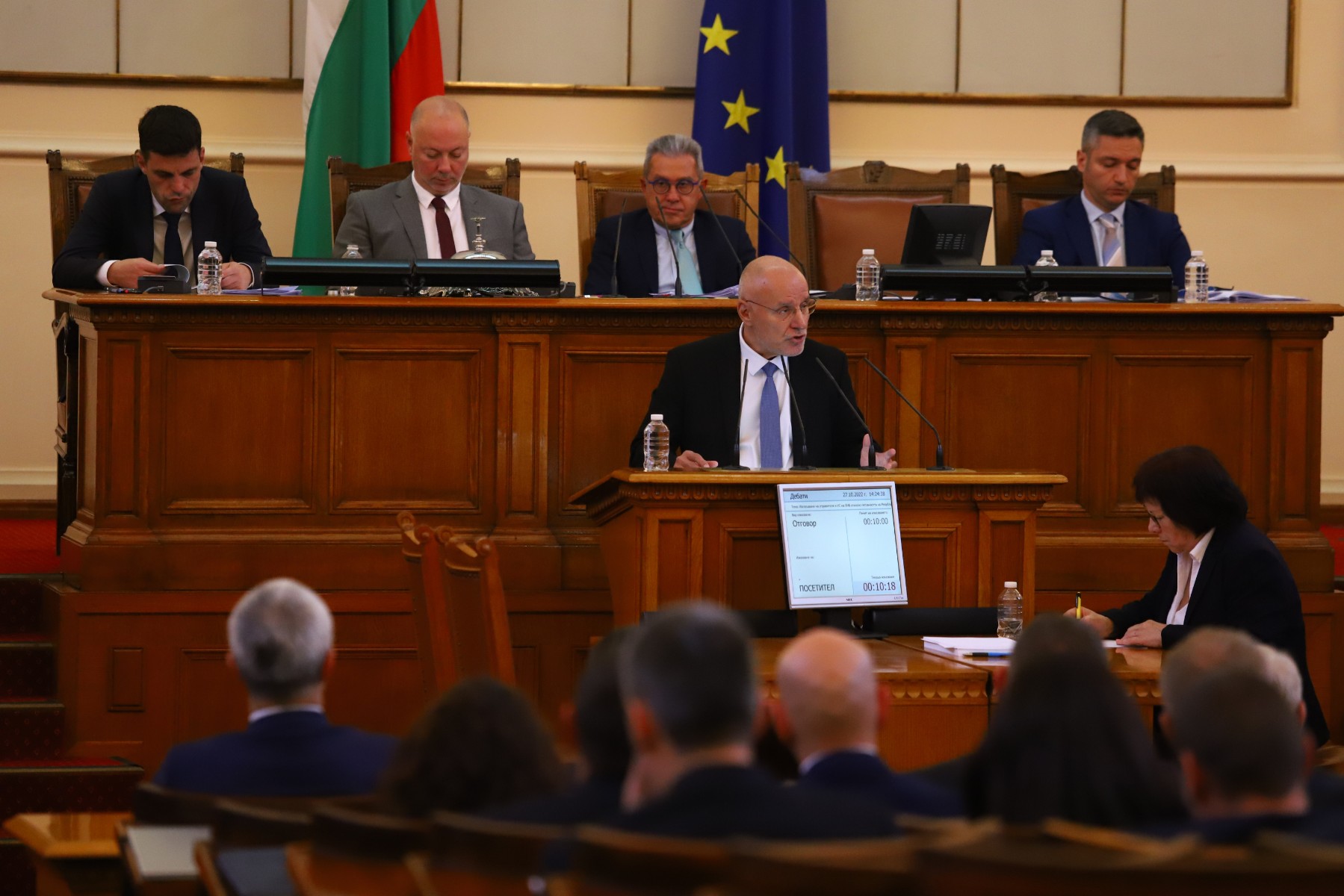 Димитър Радев за еврозоната: Сериозно се бавим