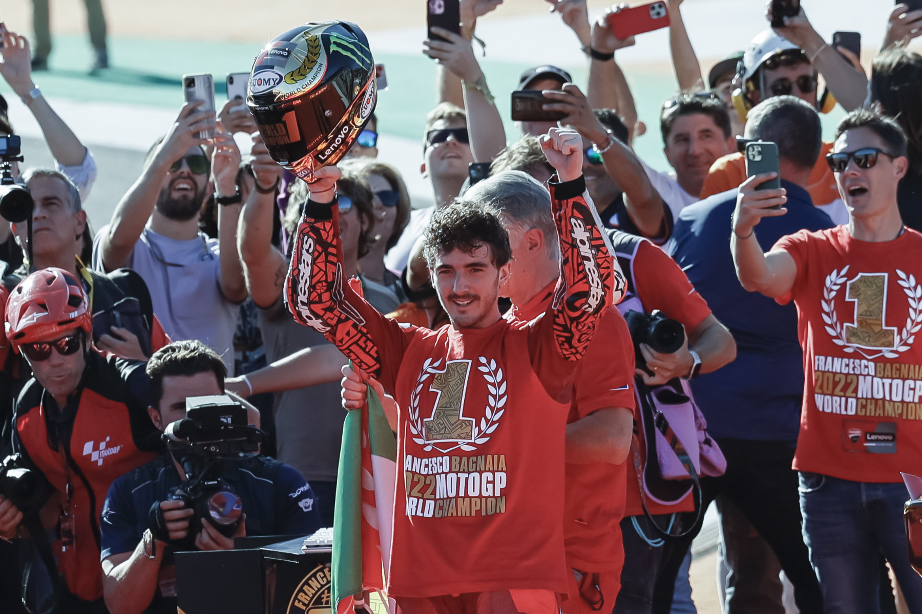 Баная детронира Куартараро и ликува със световната титла в MotoGP