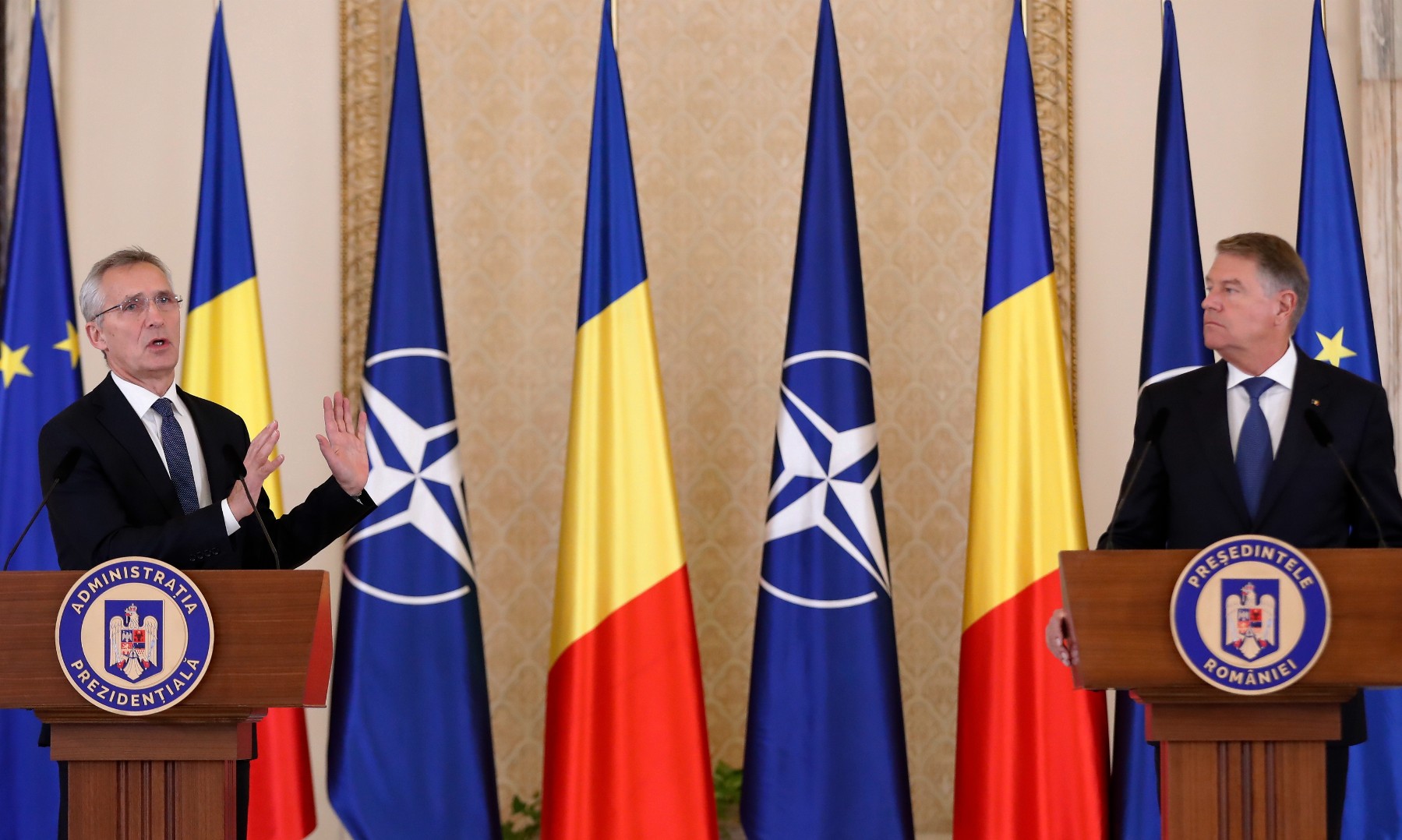 Йоханис: Източният фланг на НАТО се нуждае от подсилване; Столтенберг: Не можем да позволим на Путин да спечели