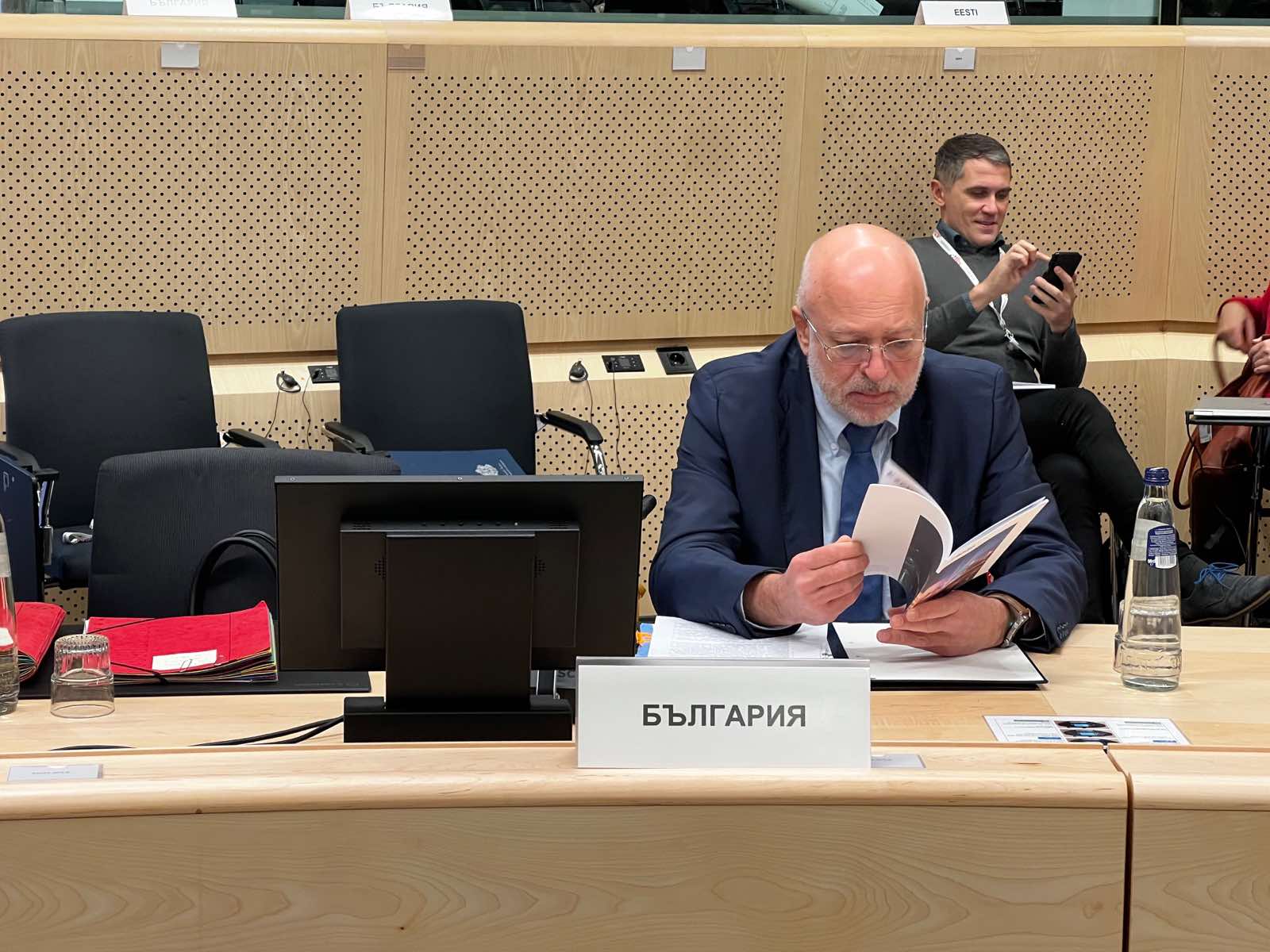 Минеков: Общоевропейска рамка да регламентира плурализма на медиите