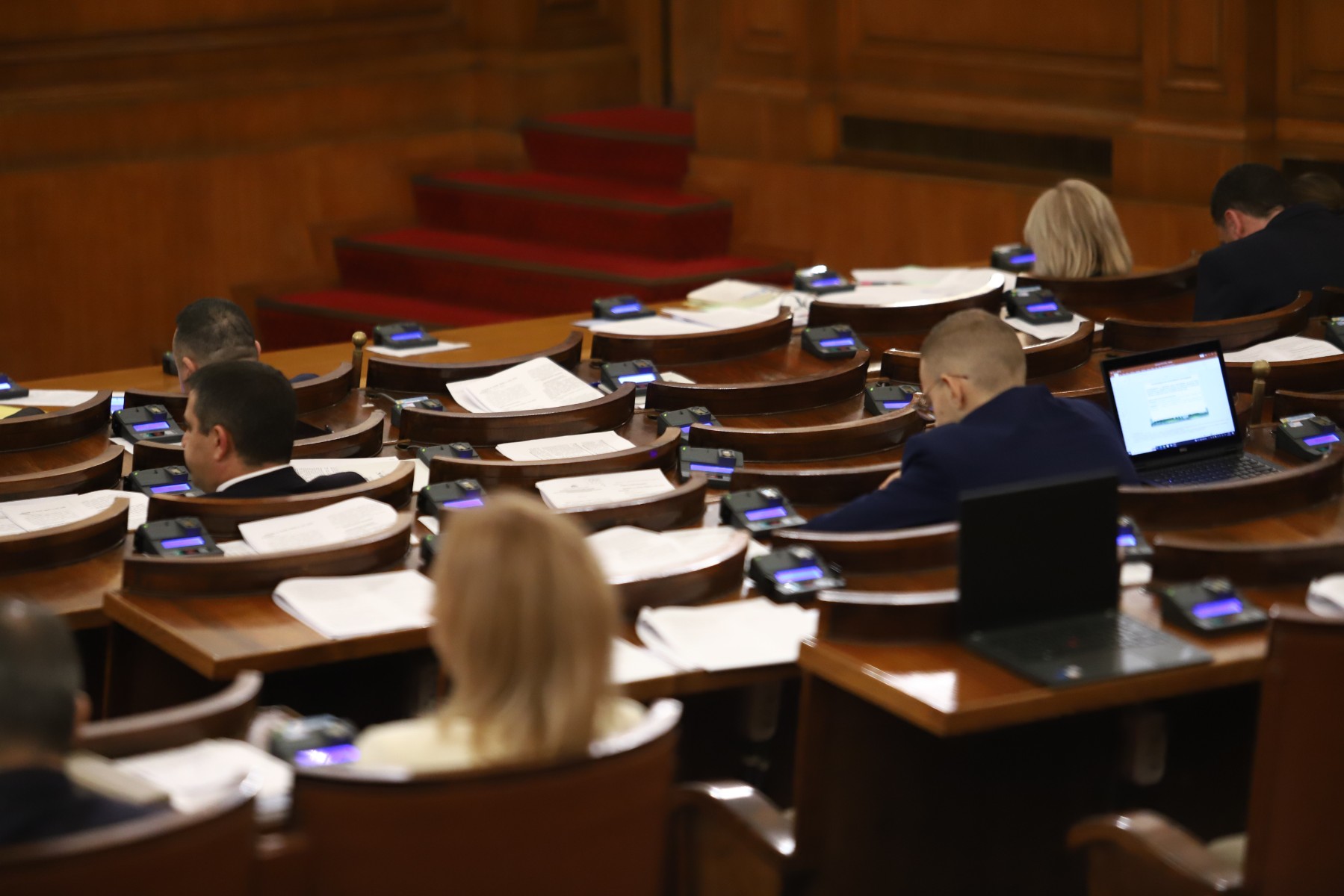 Парламентът върна смесеното гласуване