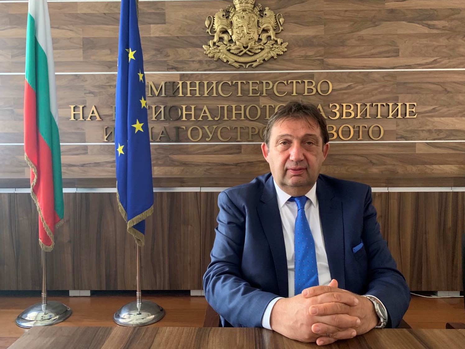 Шишков с разкрития за незаконно строителство по проекти за над 1 млрд. лева
