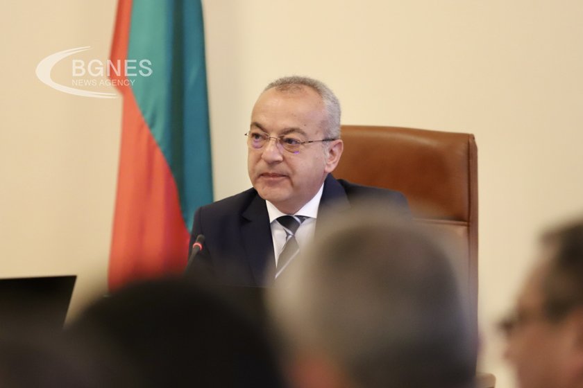 Донев: Необходима е съдебна реформа, когато се използват глаголи като "страхувам се"