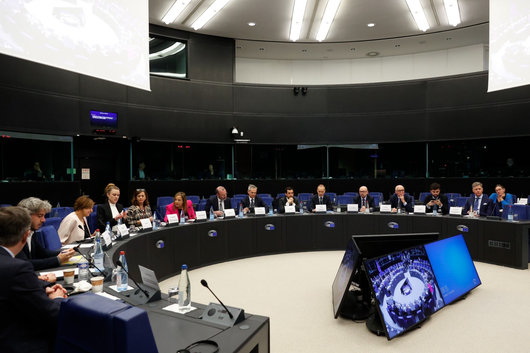 Европейският парламент отстрани заместник-председателя Ева Кайли