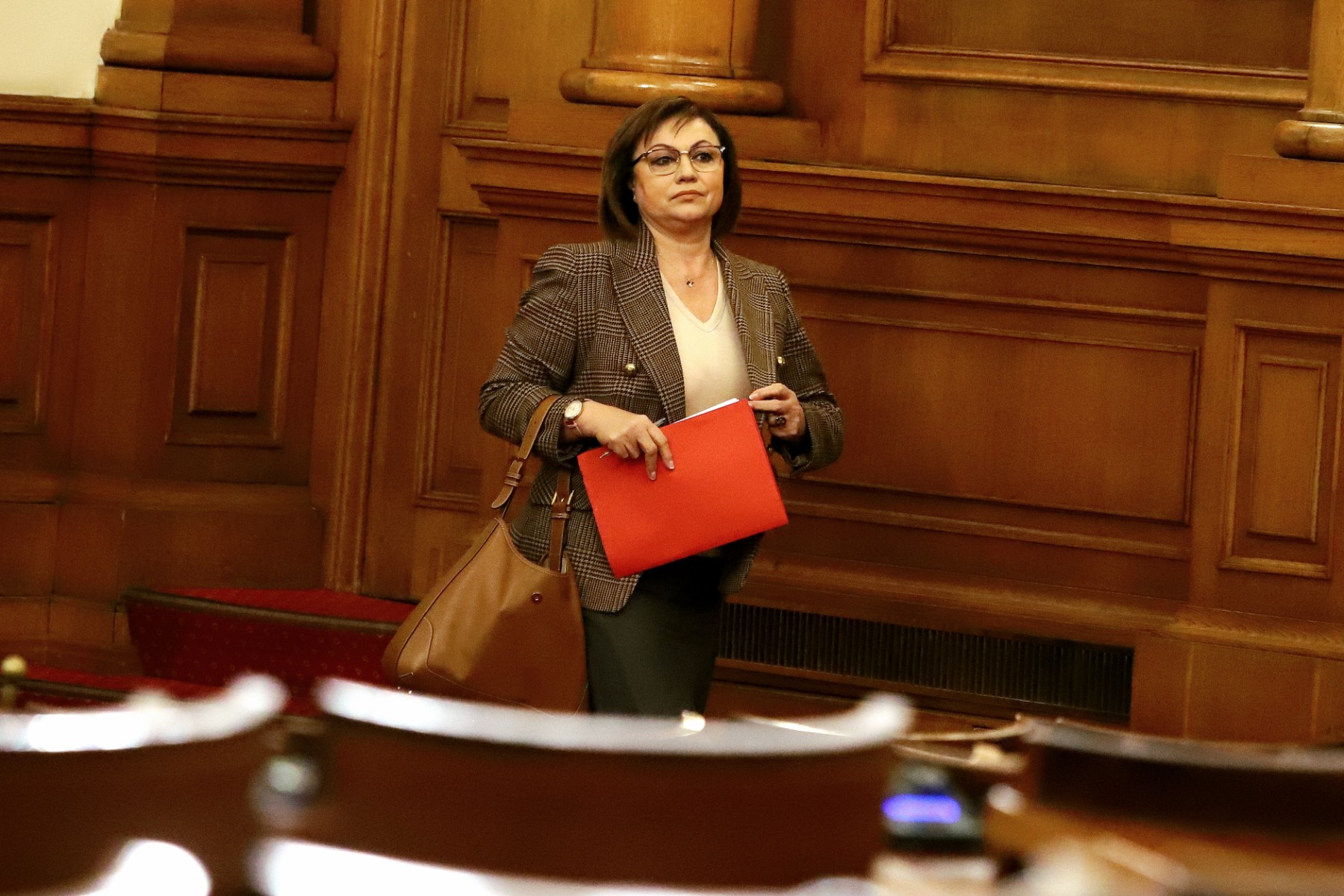 Нинова: Трябва да опитаме да съставим кабинет, особено с третия мандат