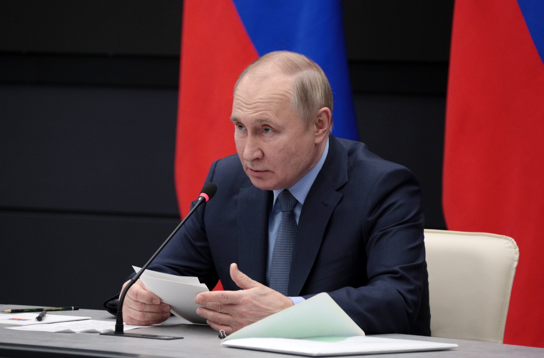 Путин: Западът иска да разкъса Русия
