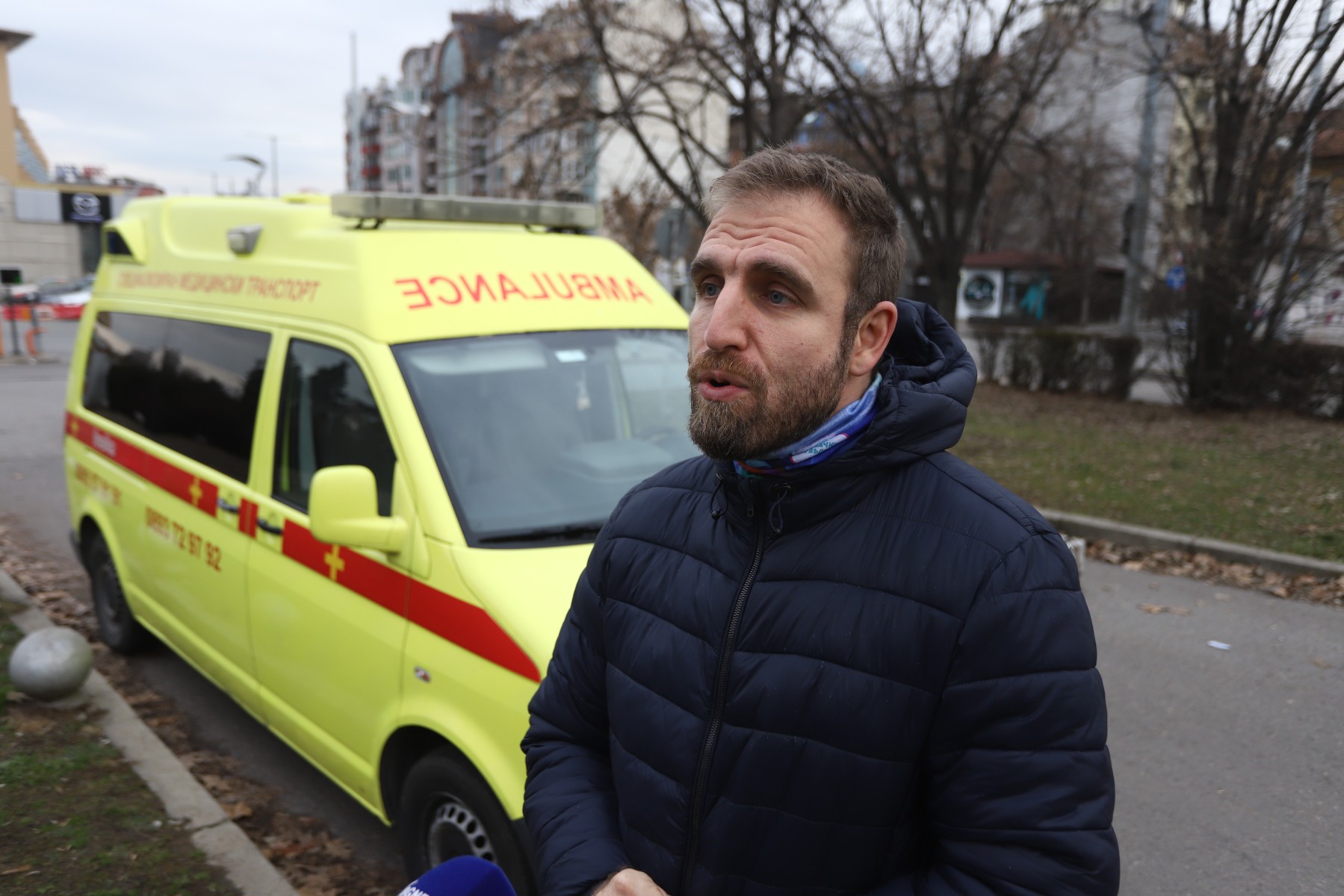 "Капачки за бъдеще" дари линейка на Педиатрията в София