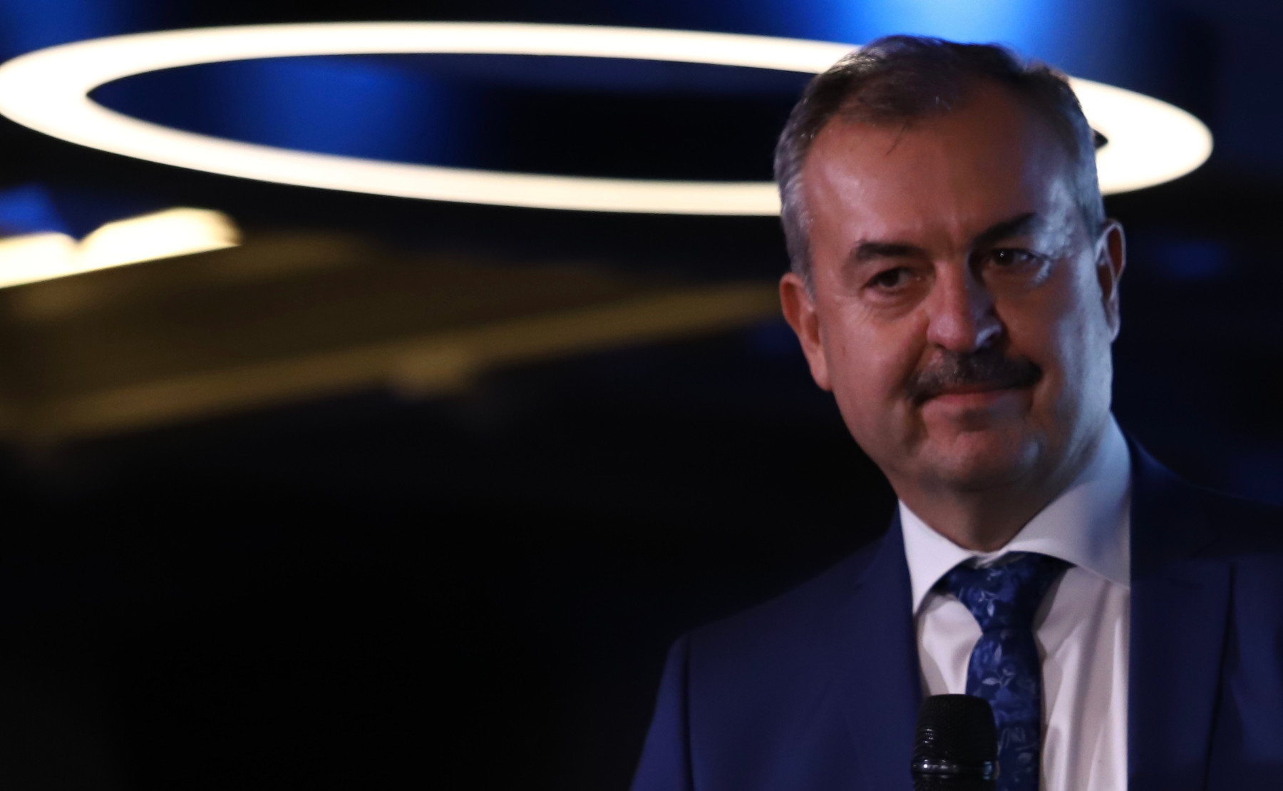 Любчо Нешков: Да вдигнем глава, България ще успее
