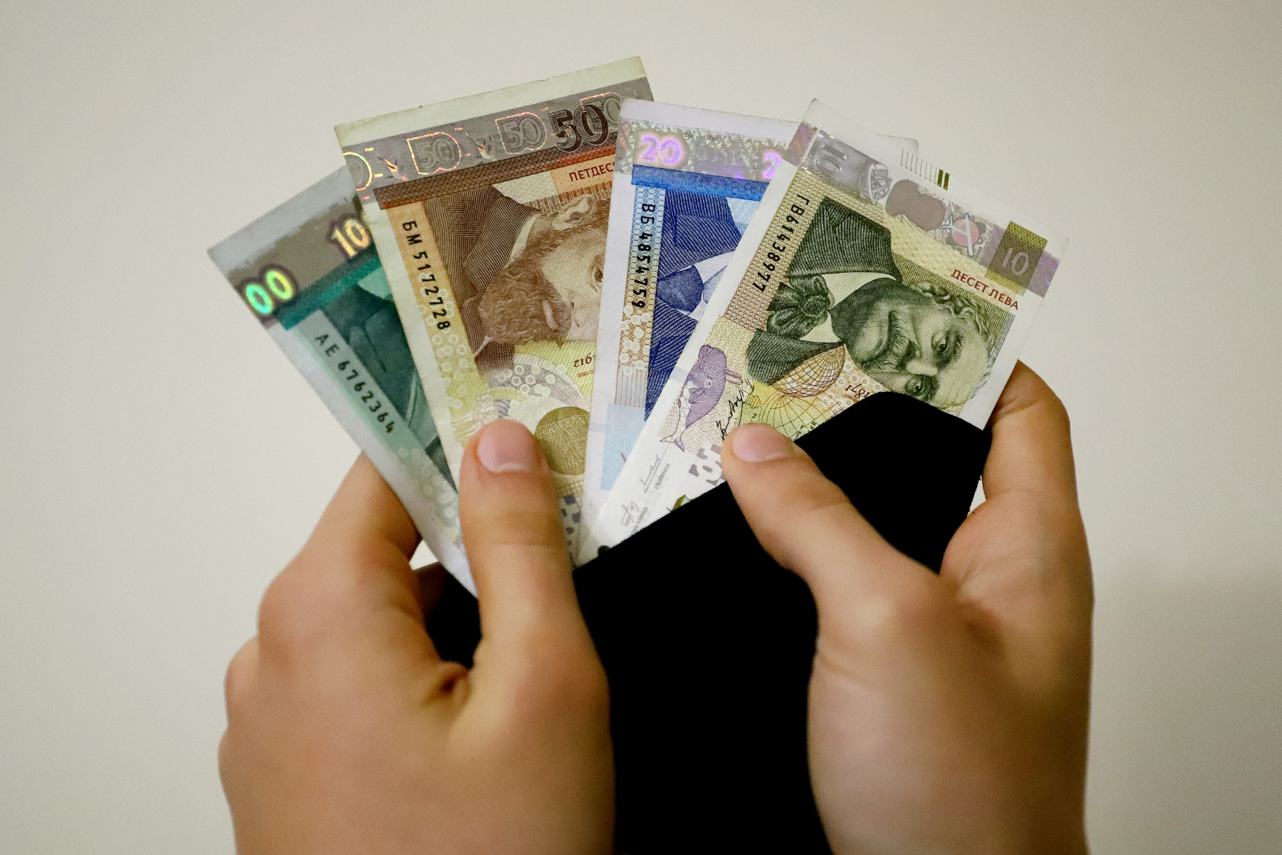 Minimum wage in Bulgaria will be 50% of the average gross salary