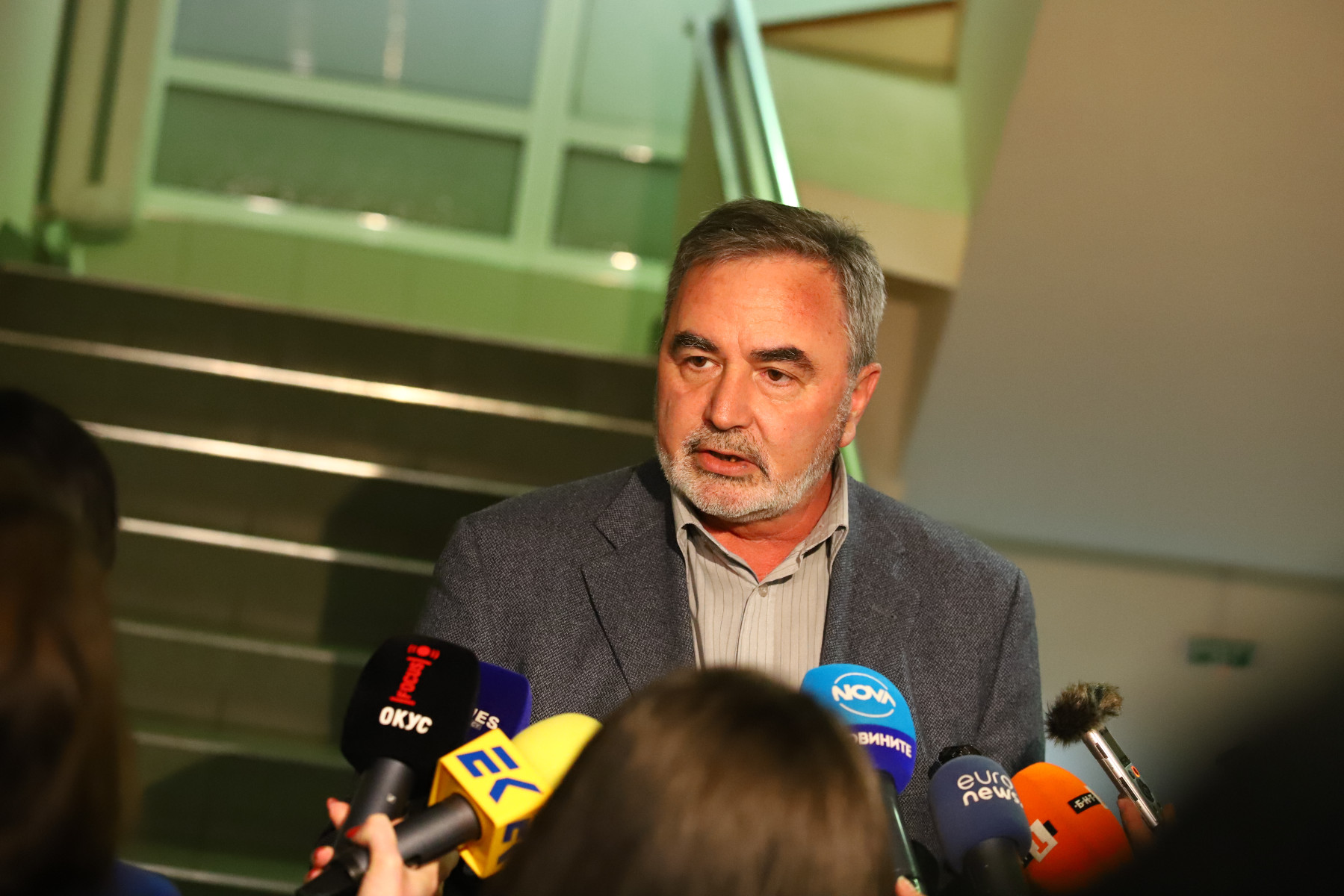 Доц. Кунчев: Грипната вълна започна от изток, не от големите градове